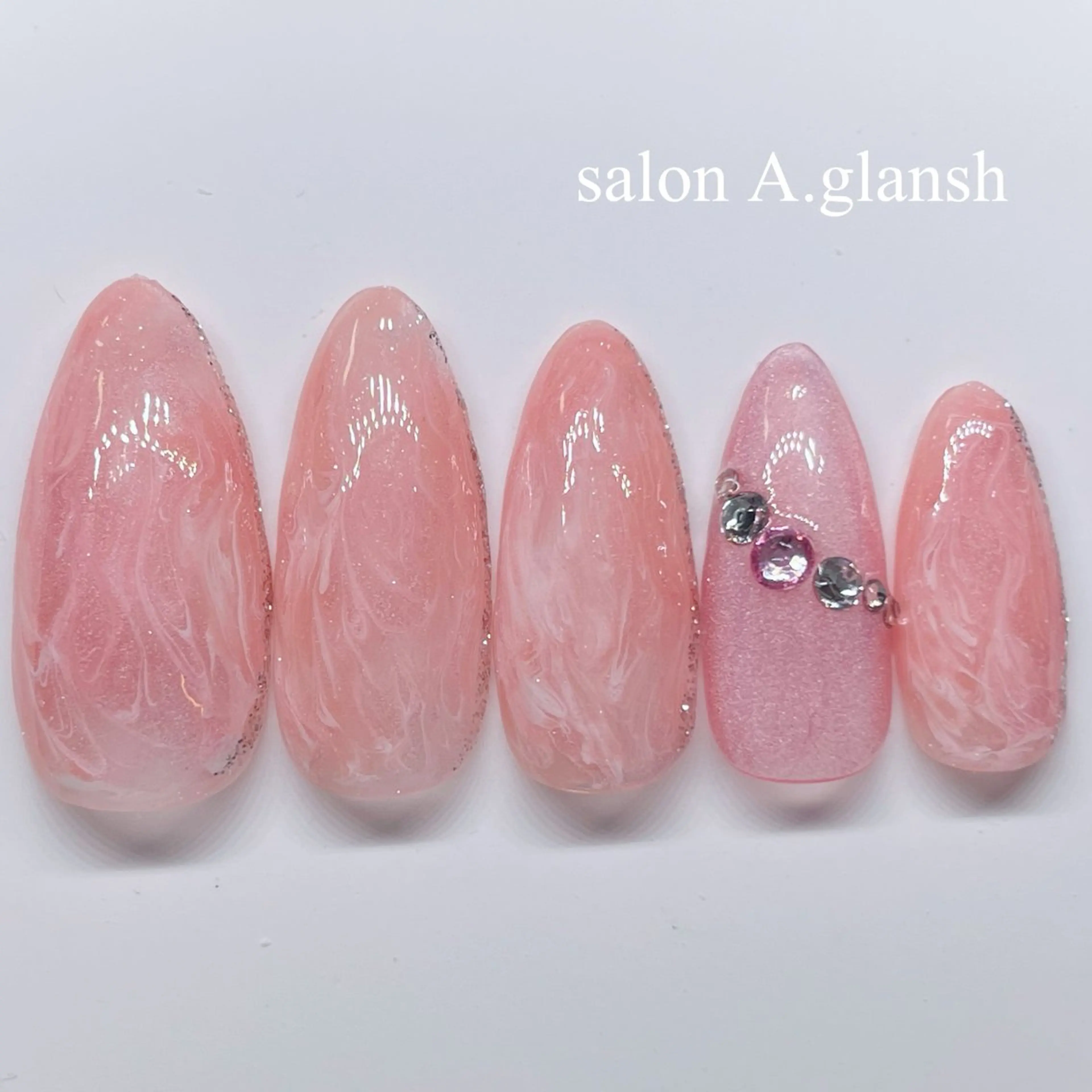 ネイル ハンドネイル salon A.glansh所属・肌質改善salon♪ 効果がわかる♪南森町のネイルデザイン