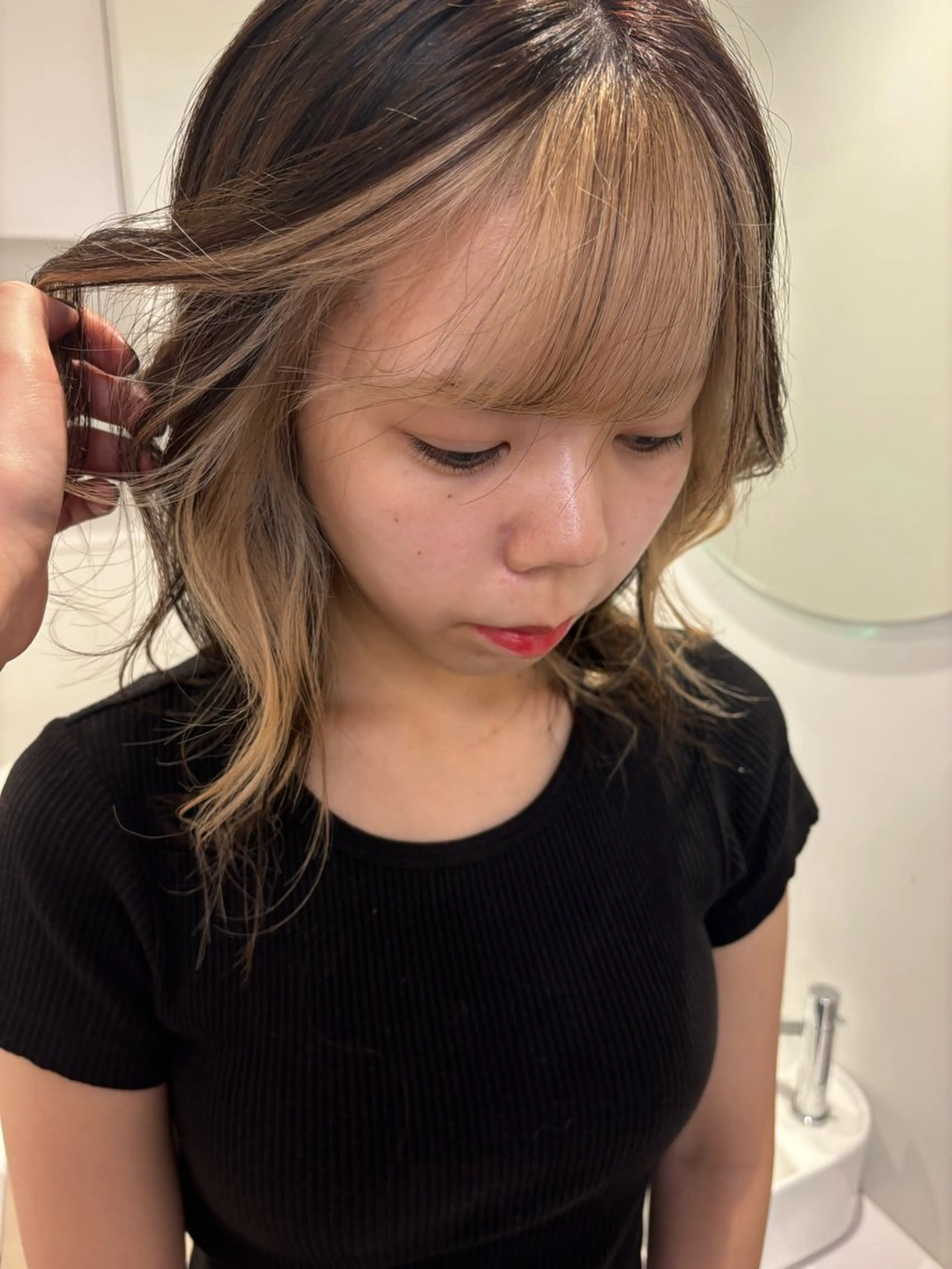 ミディアム リン🔔ボブ cut ベージュカラー🤎のヘアスタイル