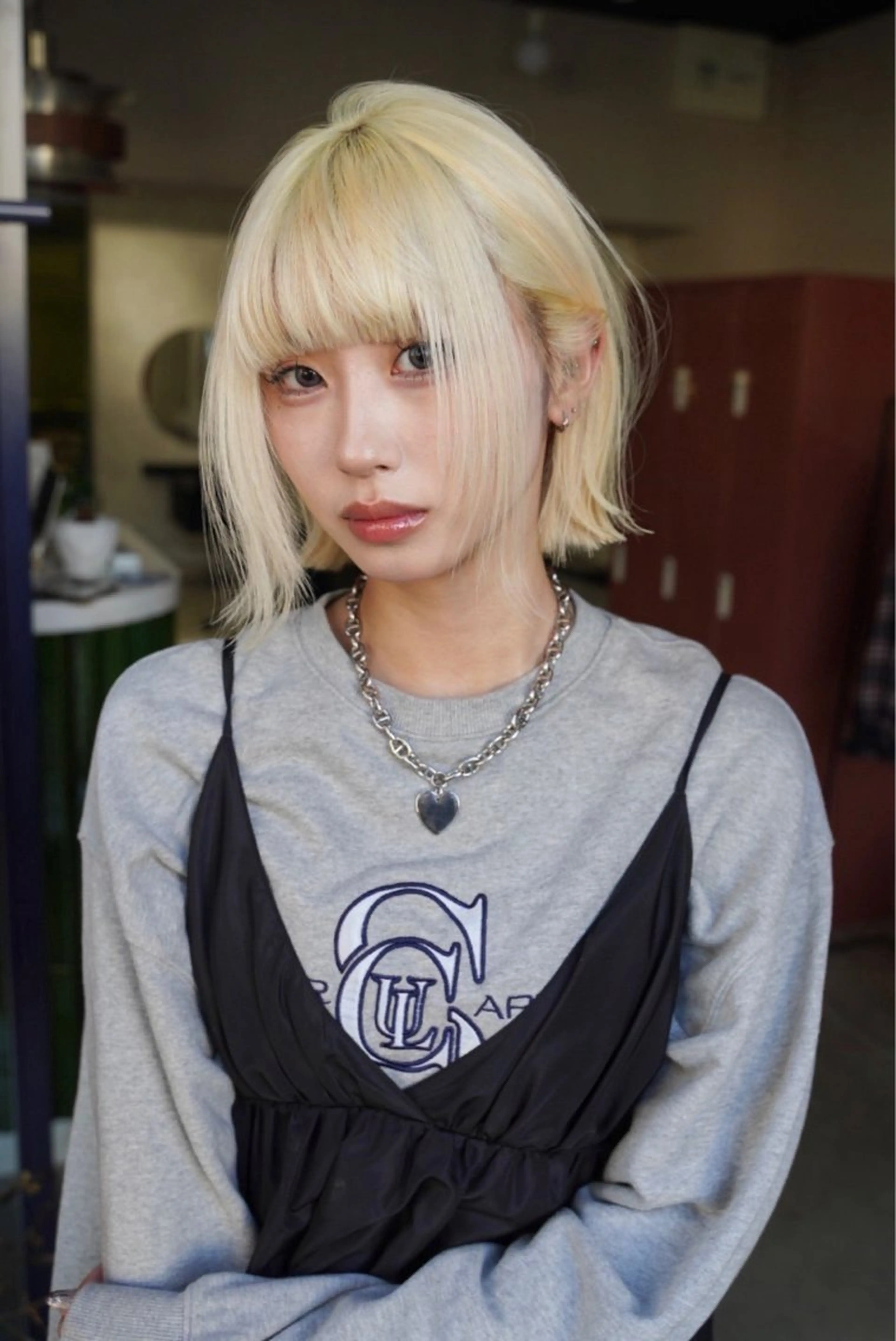 ミディアム カラー 抜きっぱなしブロンド ブロンド ヘアカラー ハイトーン/ブリーチ 🎀/𝑵𝒐𝒆のヘアスタイル