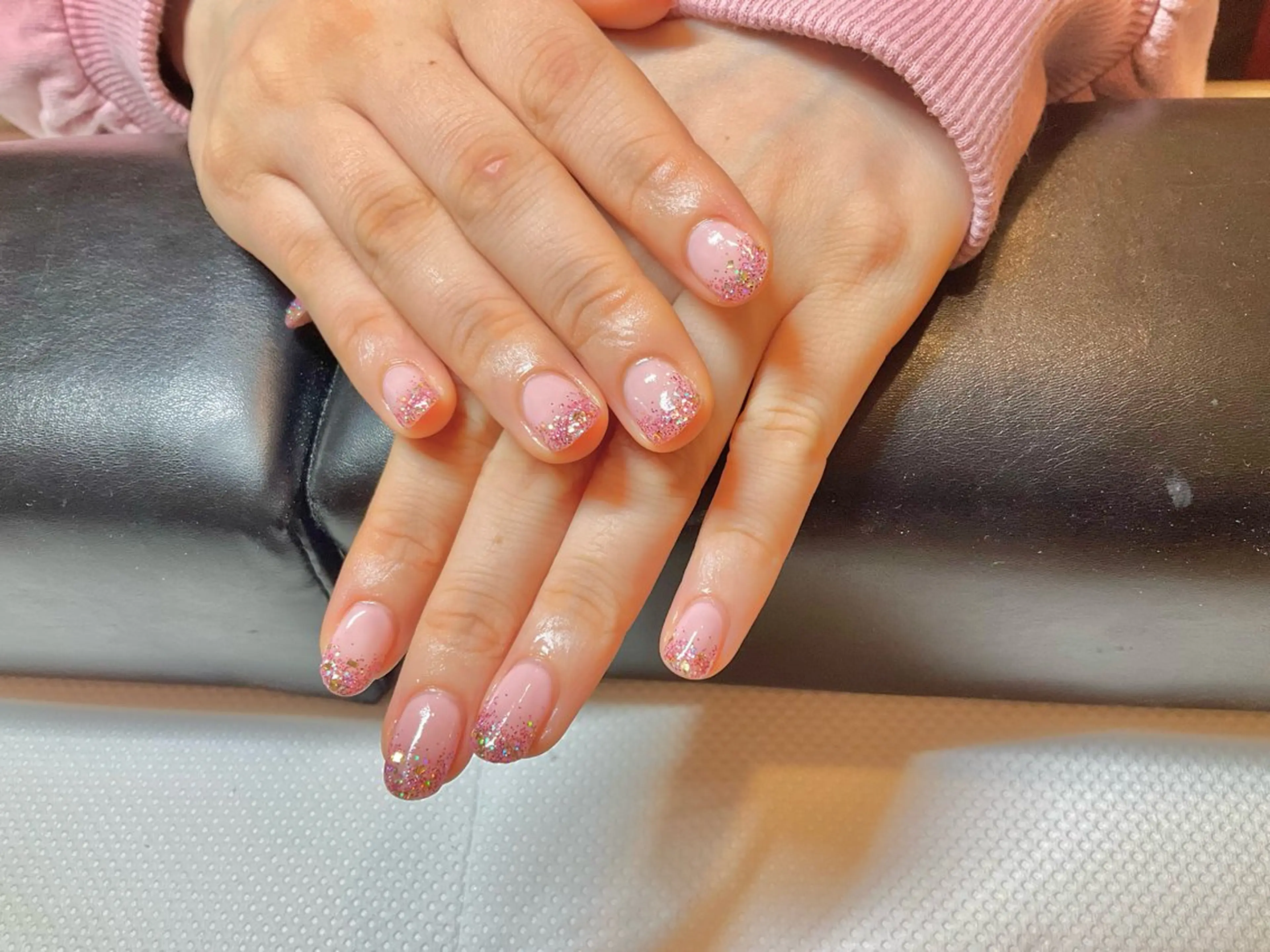 ネイル グラデーション キラキラネイル ラメ(グリッター) ラメグラデーション ピンク ハンドネイル ごとう れいこのネイルデザイン