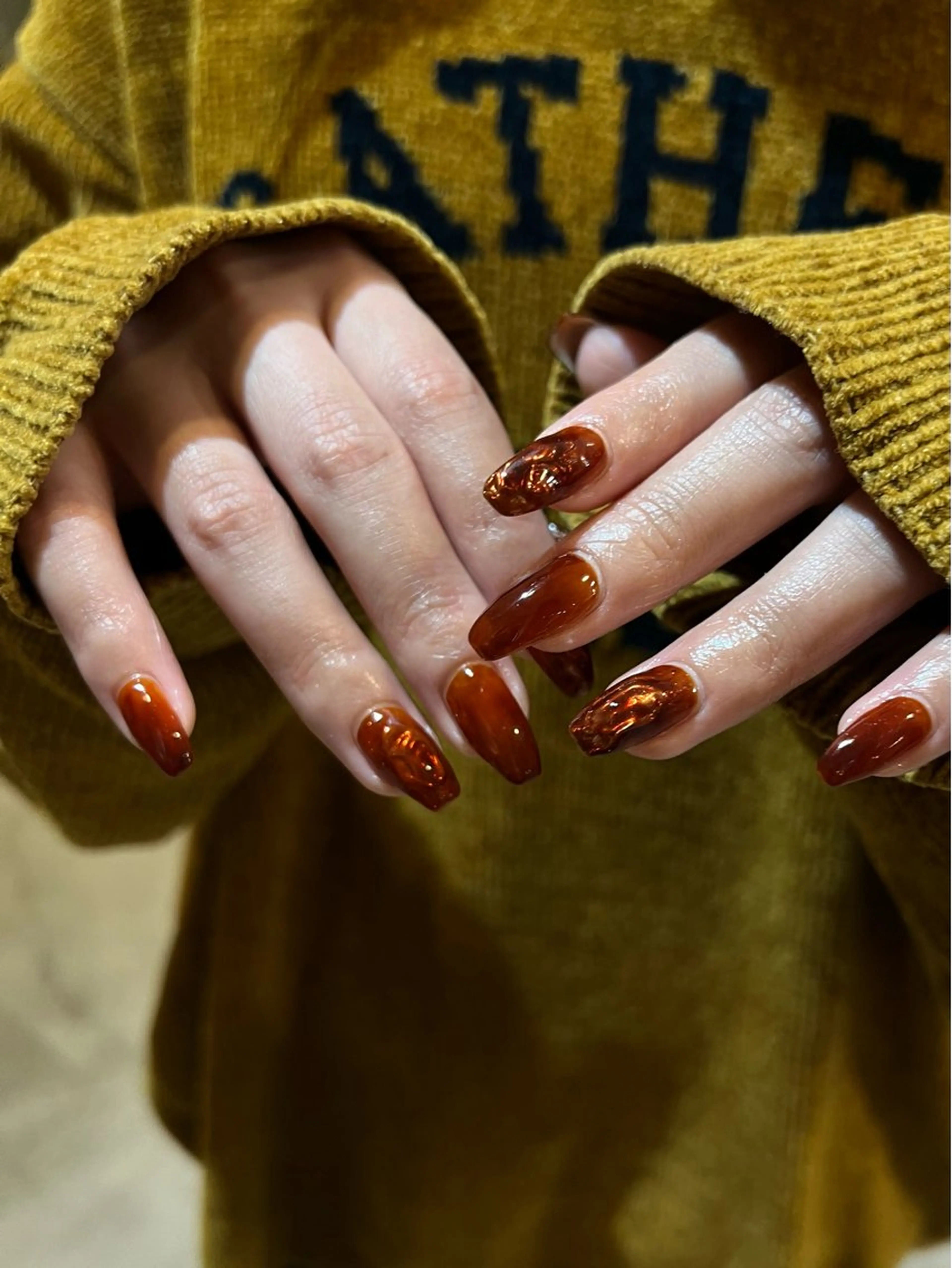 ネイル ブラウン 石田 祥子のネイルデザイン