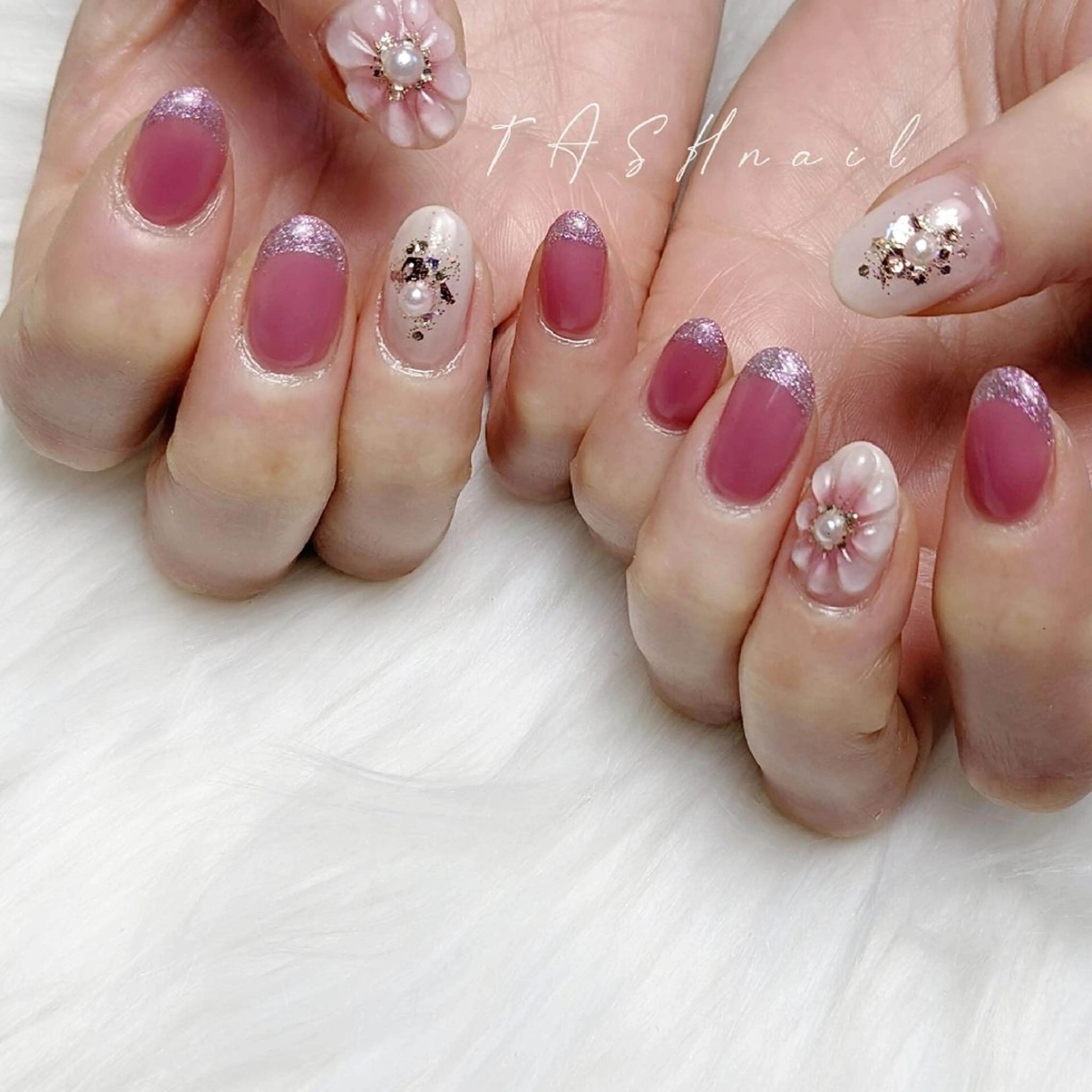 ネイル TASH nailのネイルデザイン