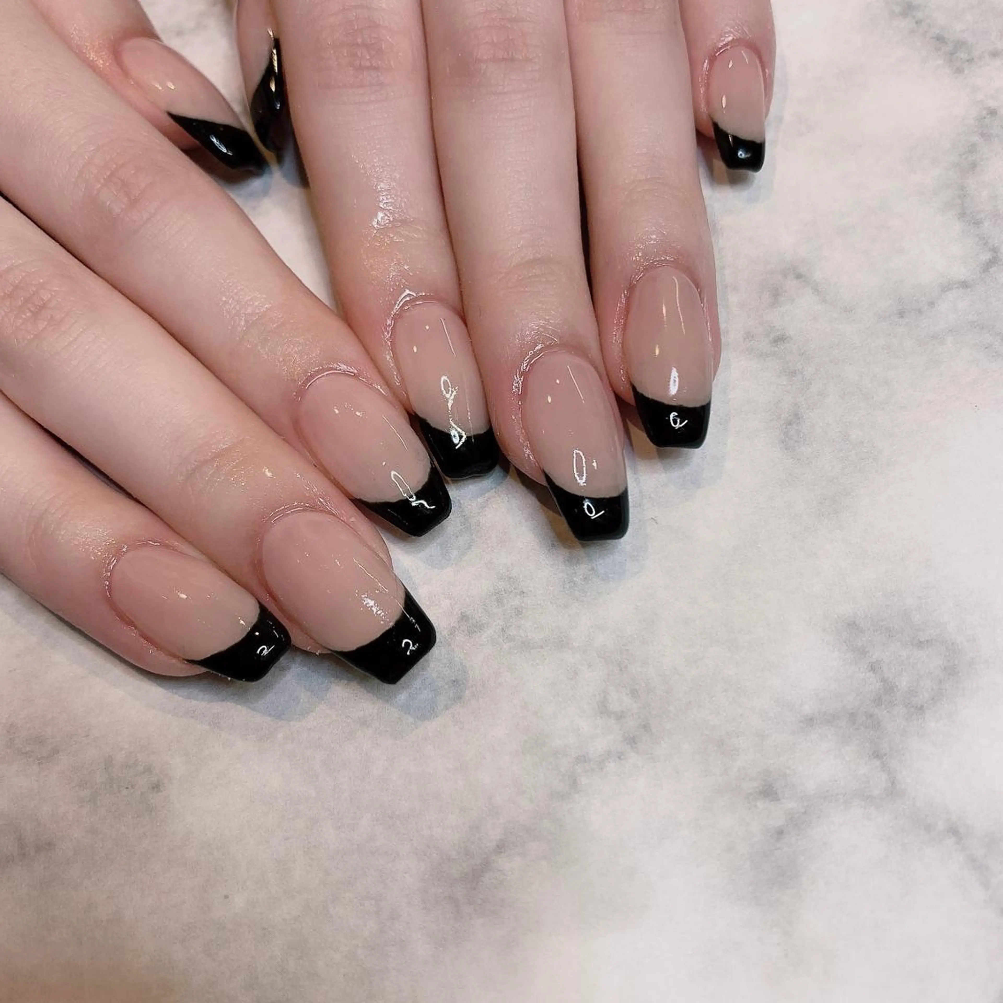 ネイル フレンチネイル Adite nailのネイルデザイン