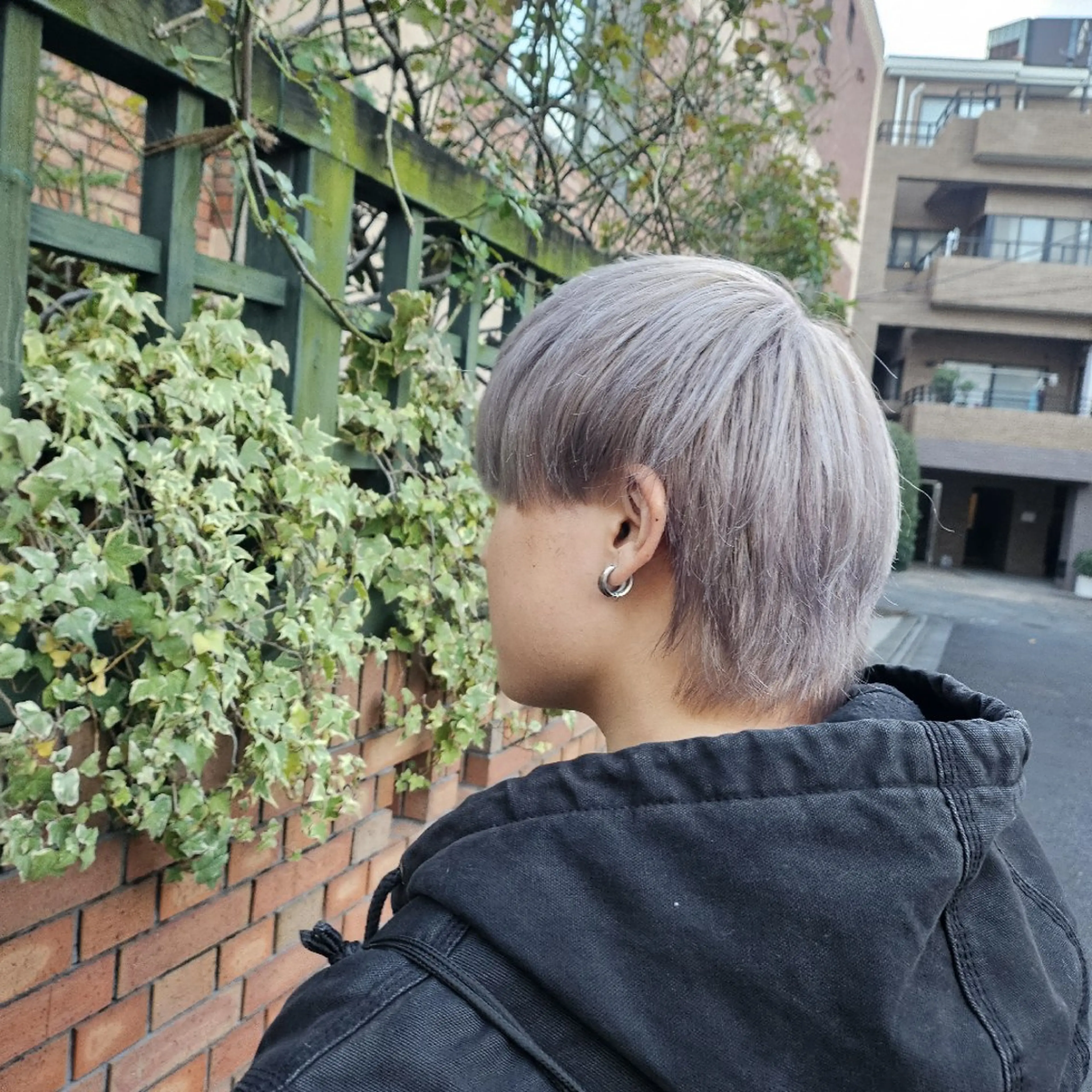 ショート メンズ カラー ラベンダーカラー シルバー あべかりん/原宿 /マツパ/ハイトーンのヘアスタイル