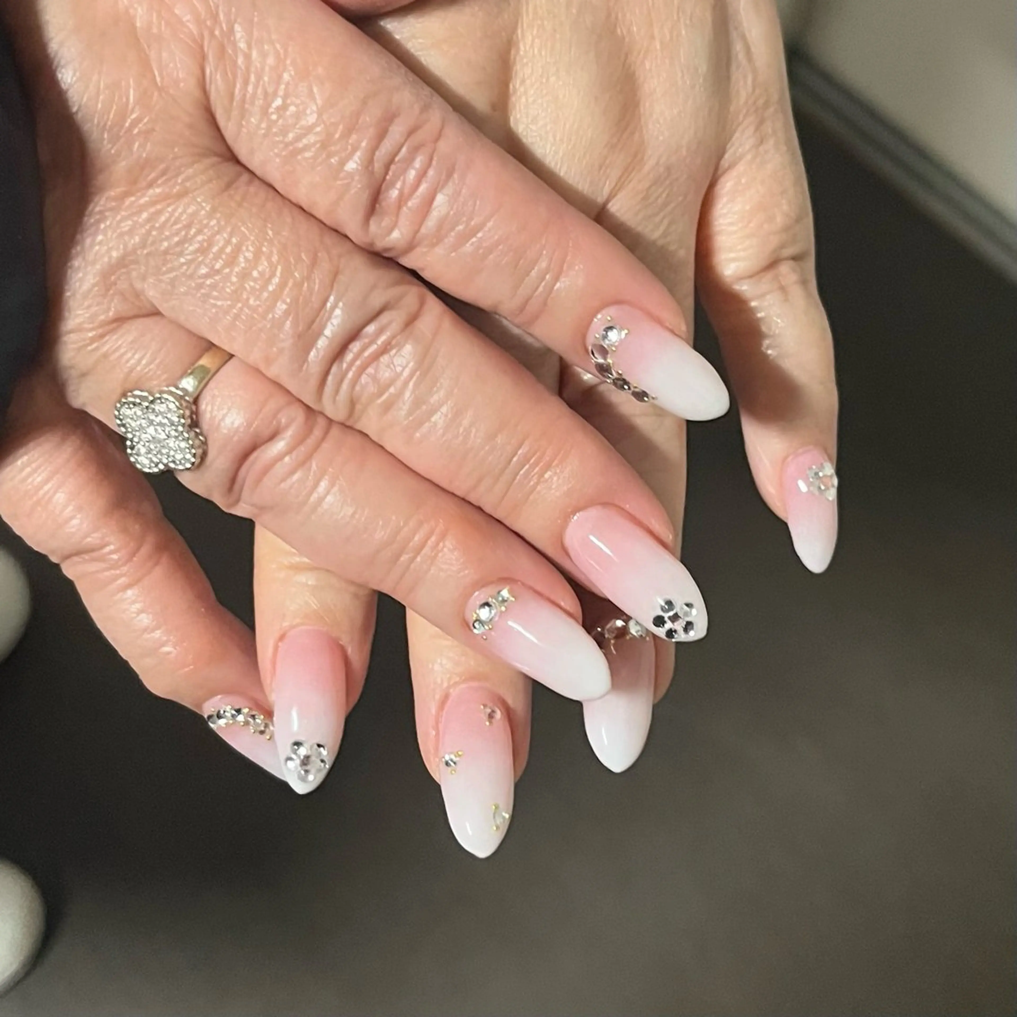 ネイル ハンドネイル MIYUNA 💅のネイルデザイン