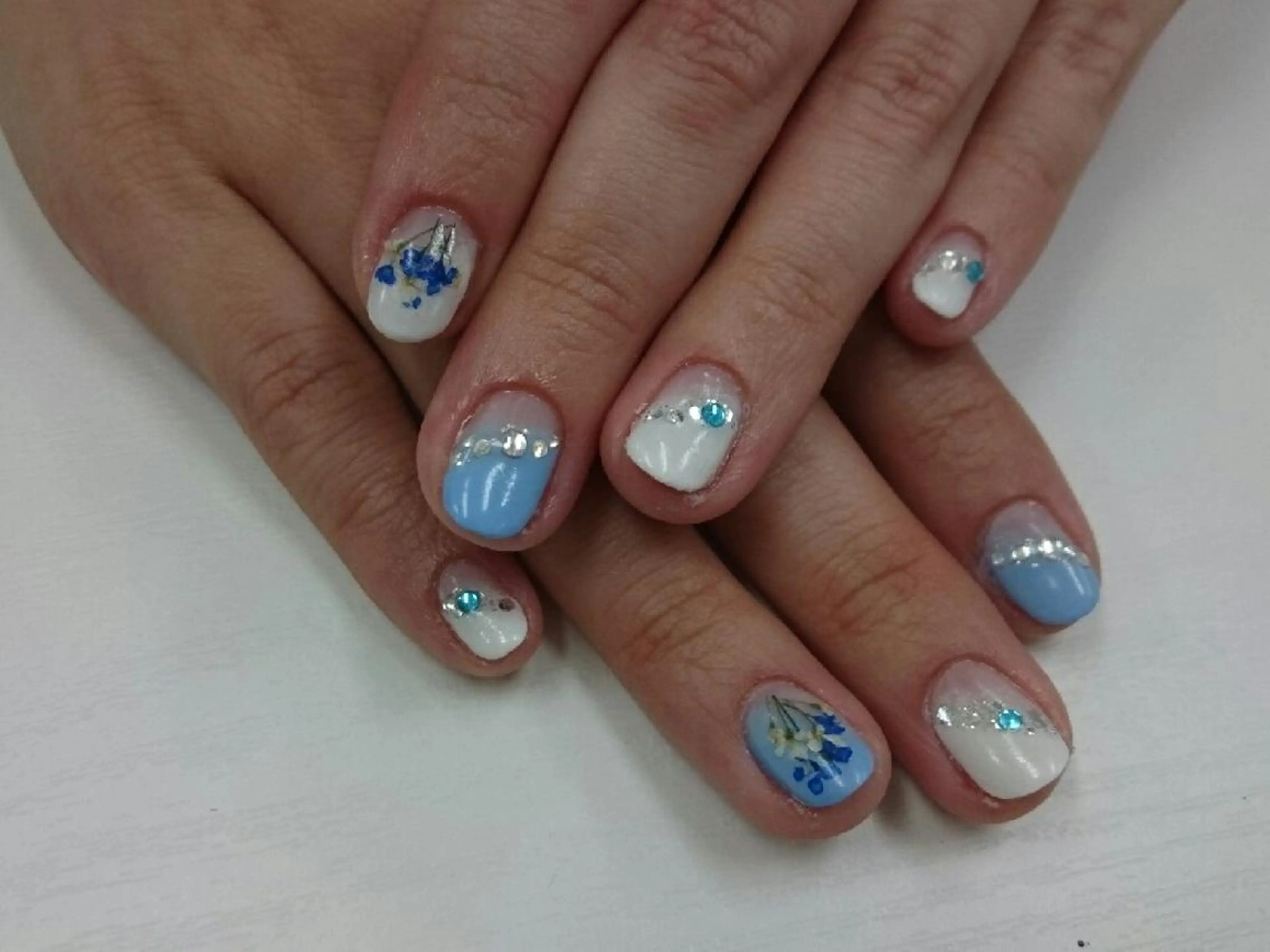 ミディアム ネイル nail salon Blancのネイルデザイン