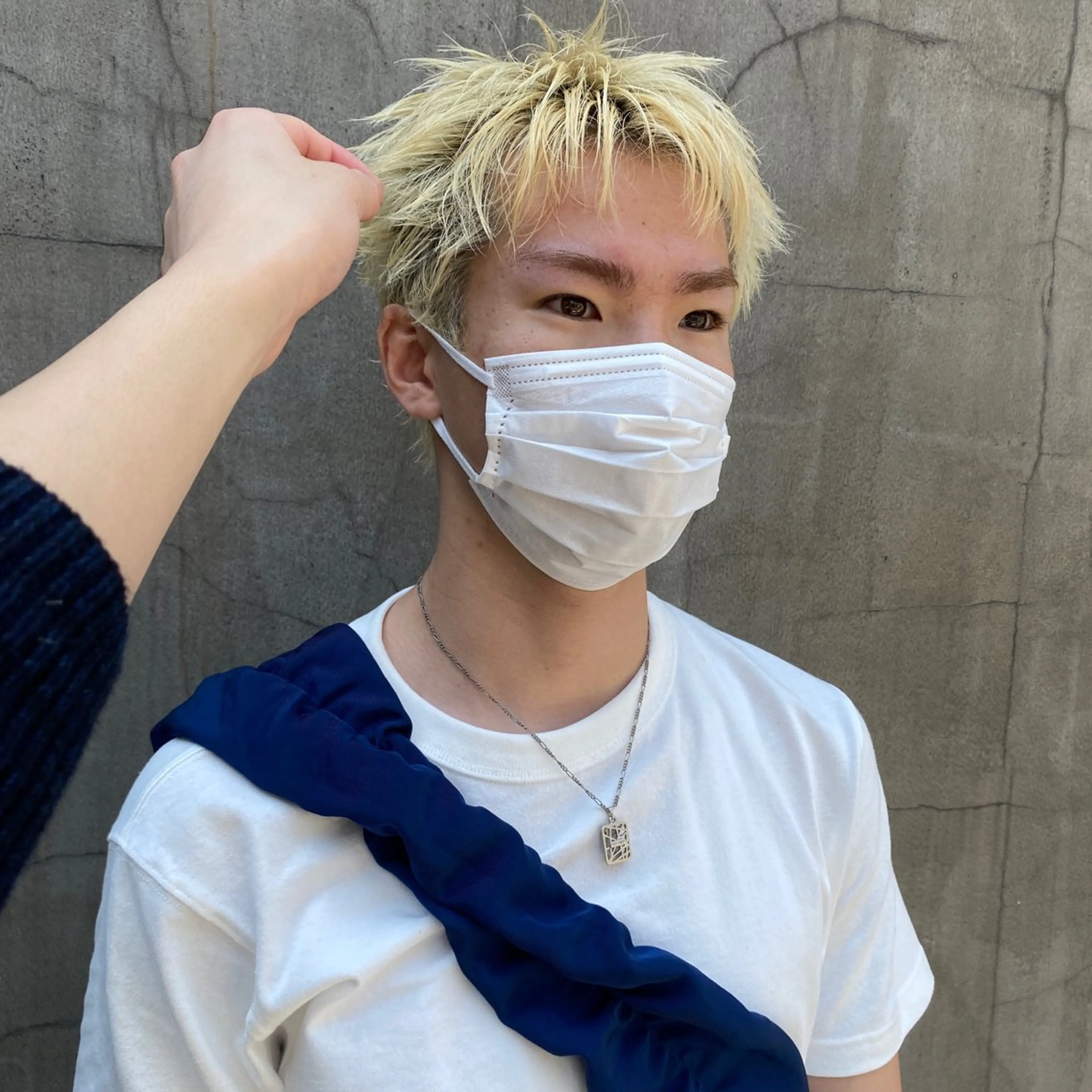 ショート カラー メンズ メンズブリーチ ブリーチ 抜きっぱなしブロンド カット ヘアカラー トリートメント ◽️モードヘア◽️ SHOUTOのヘアスタイル