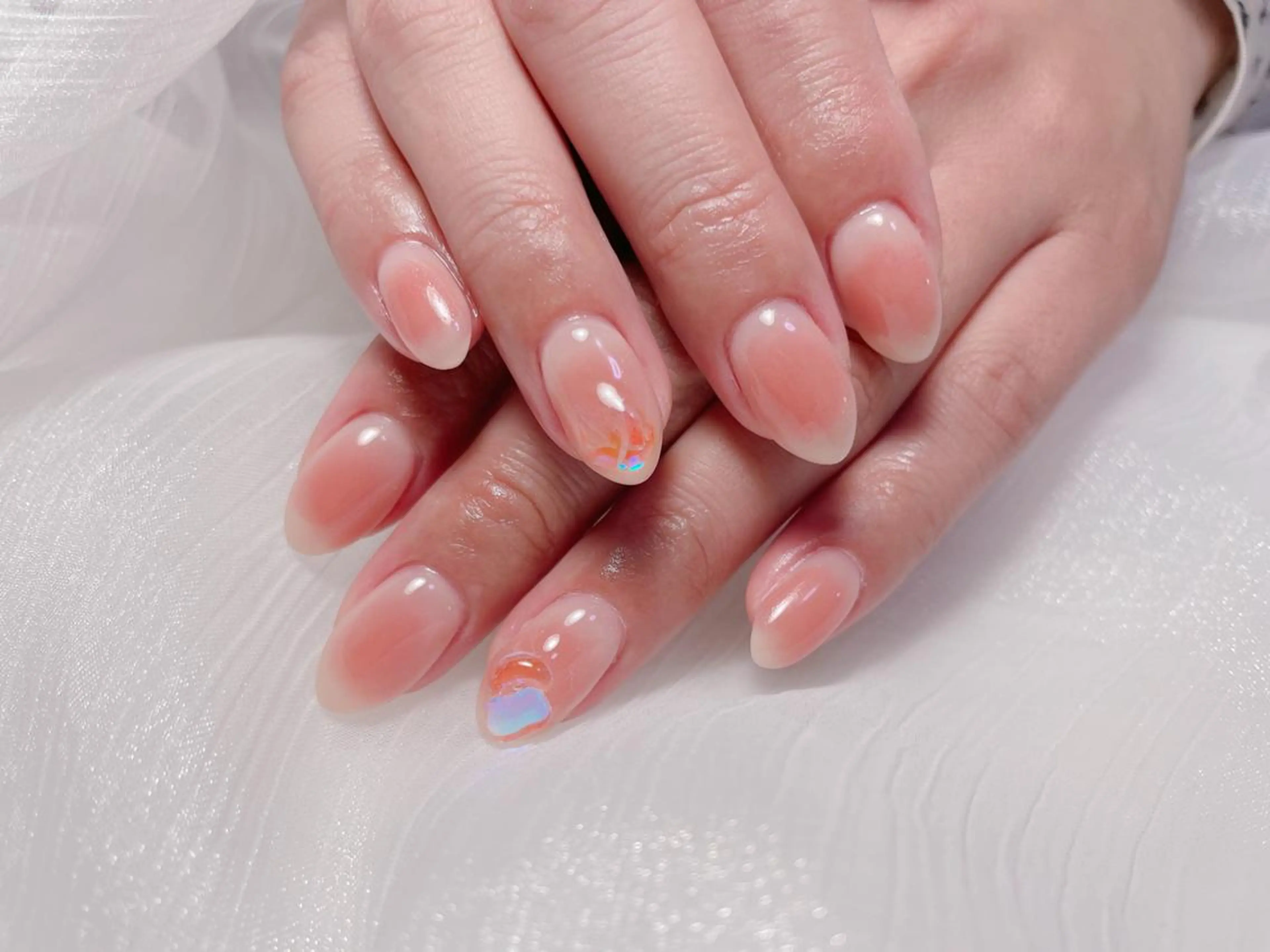 ネイル チークネイル グラデーション 氷ネイル・うるうるネイル 持ち込み ニュアンスネイル MiKi Nai池袋 長さだし得意のネイルデザイン