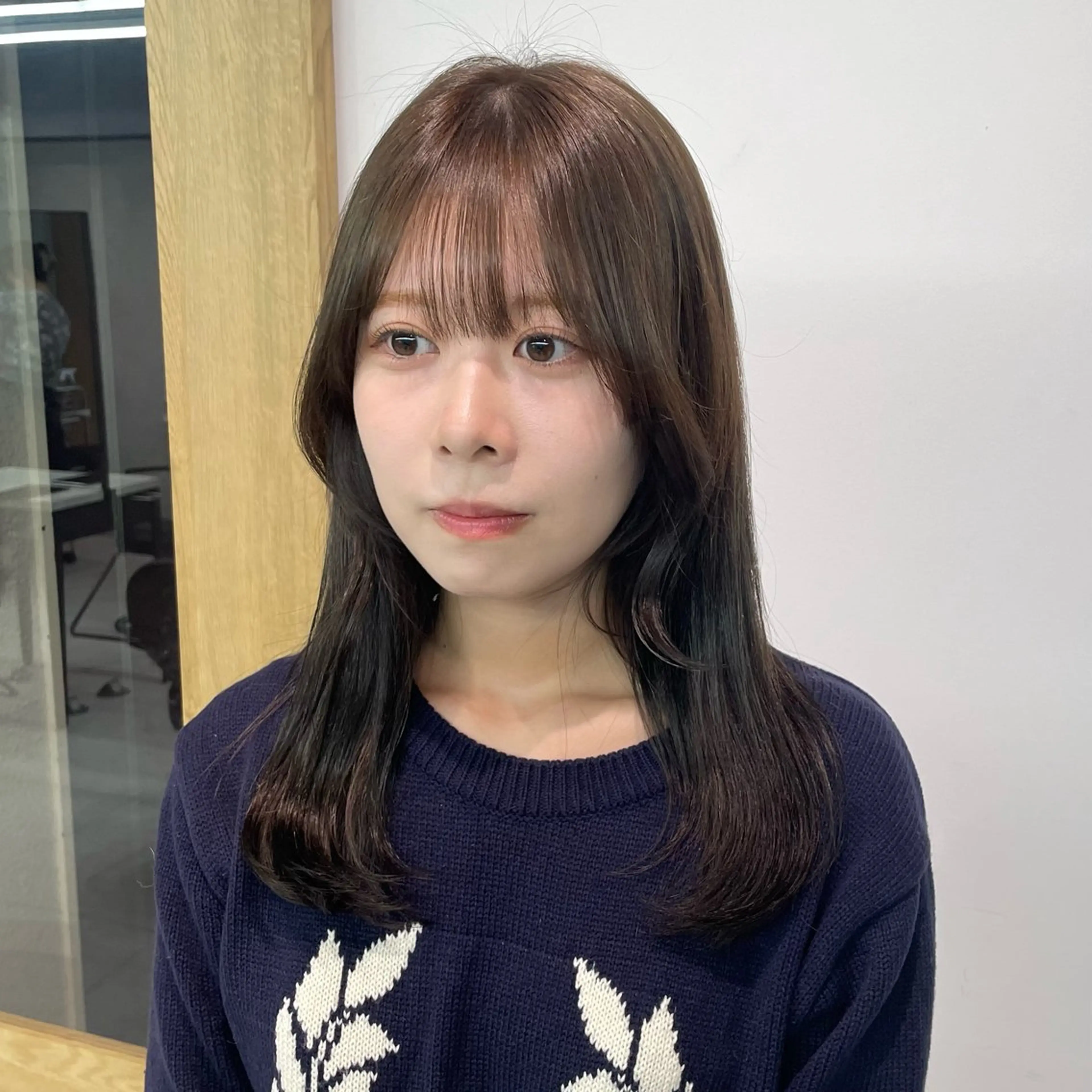 ミディアム カラー ベージュカラー オリーブベージュ カット ヘアカラー 澤 佑華 🎀 透明感カラーのヘアスタイル