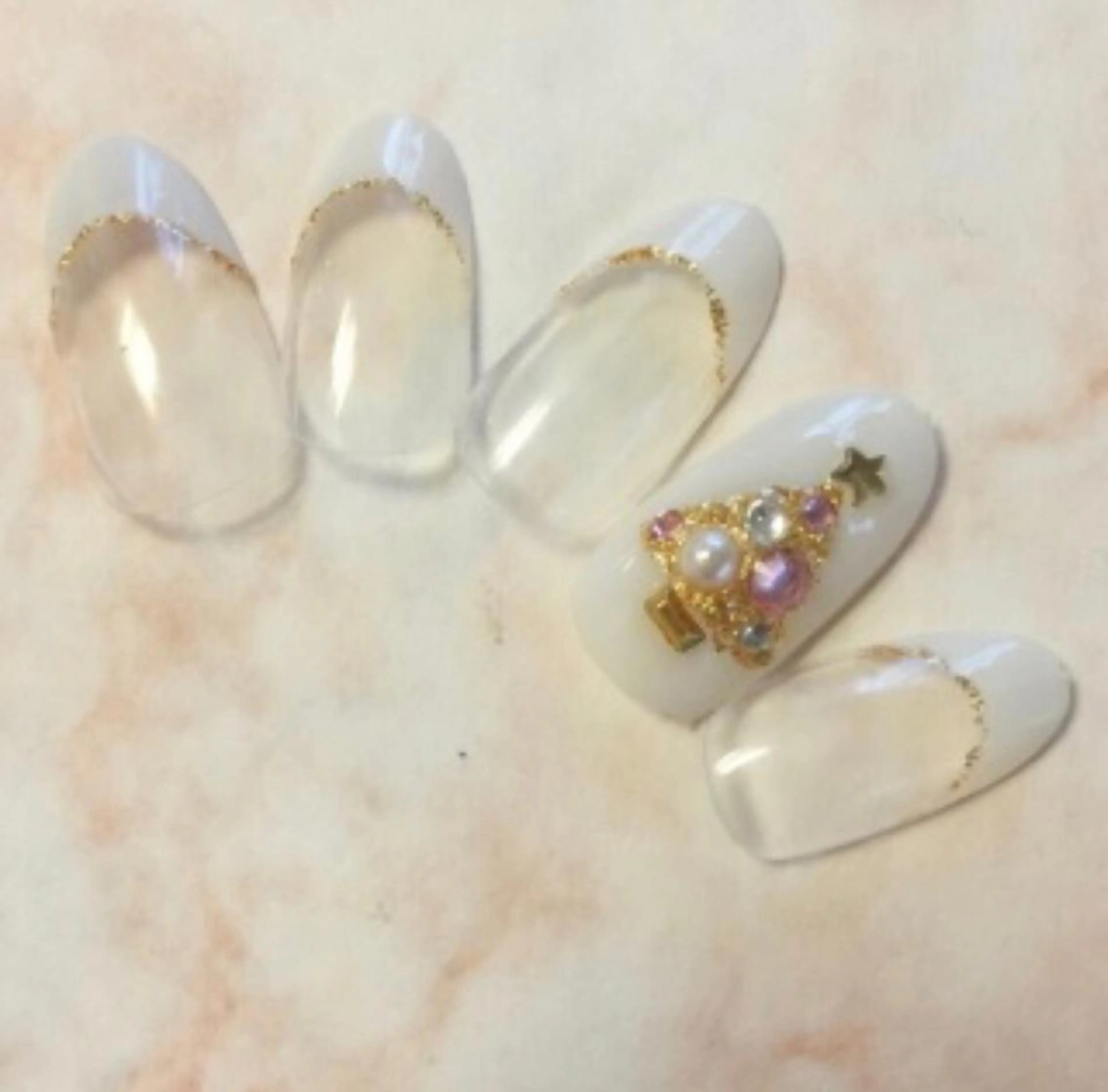 ネイル ハンドネイル ゲン レイカのネイルデザイン