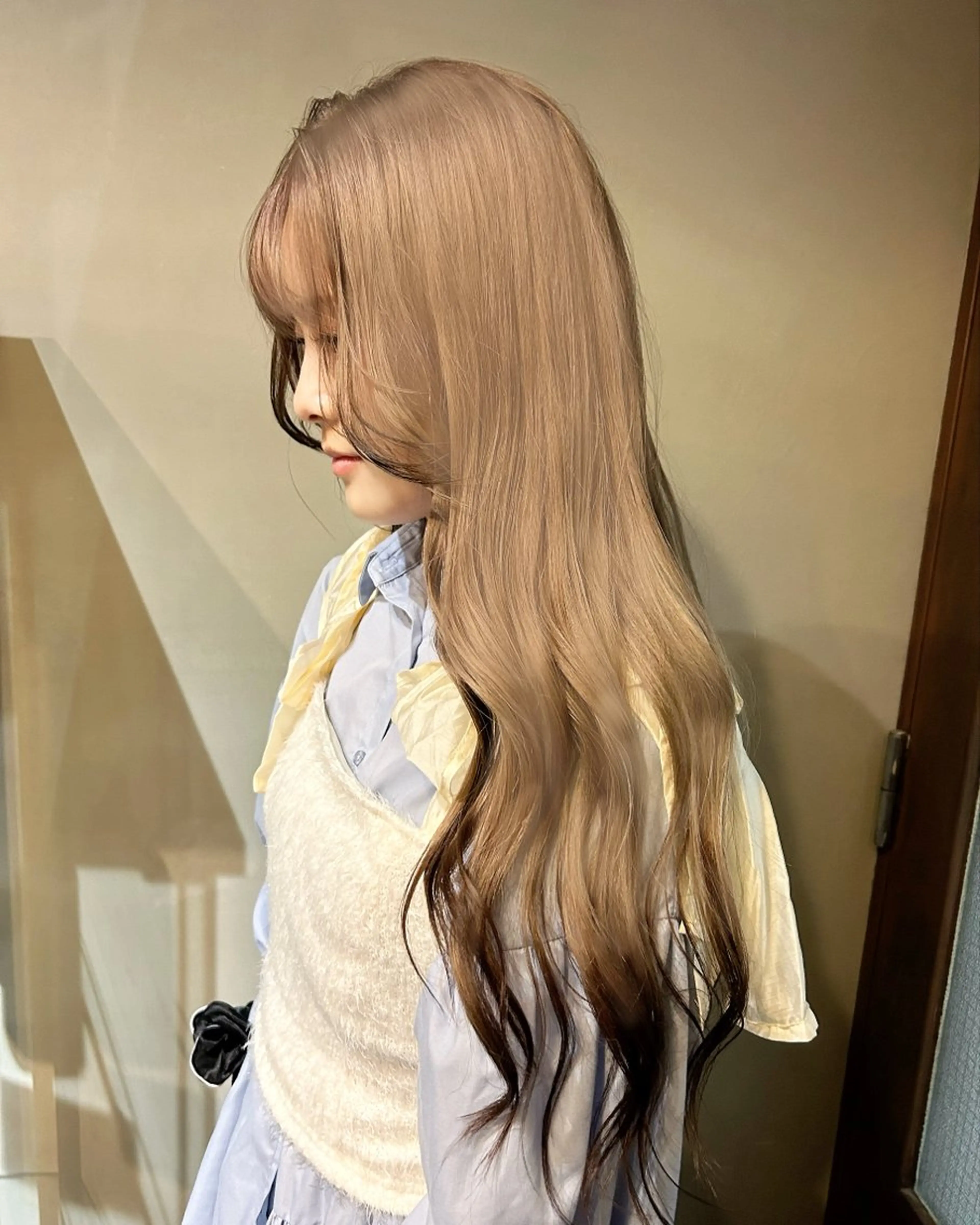 ロング カット ヘアカラー トリートメント L STUDIO所属・ハイトーン/ブリーチ 🧁soraのヘアスタイル