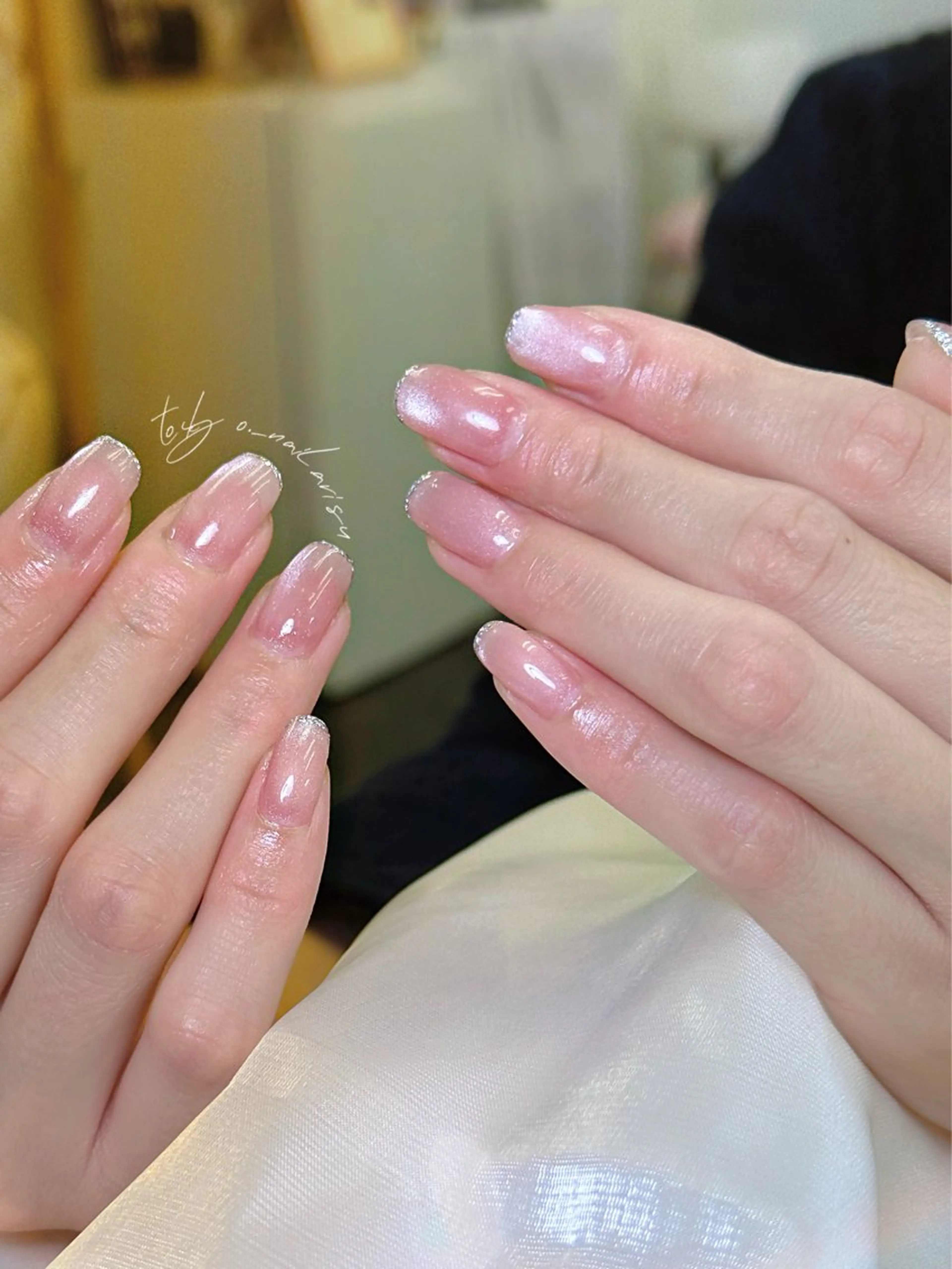 ネイル ピンク シルバー ア リスのネイルデザイン