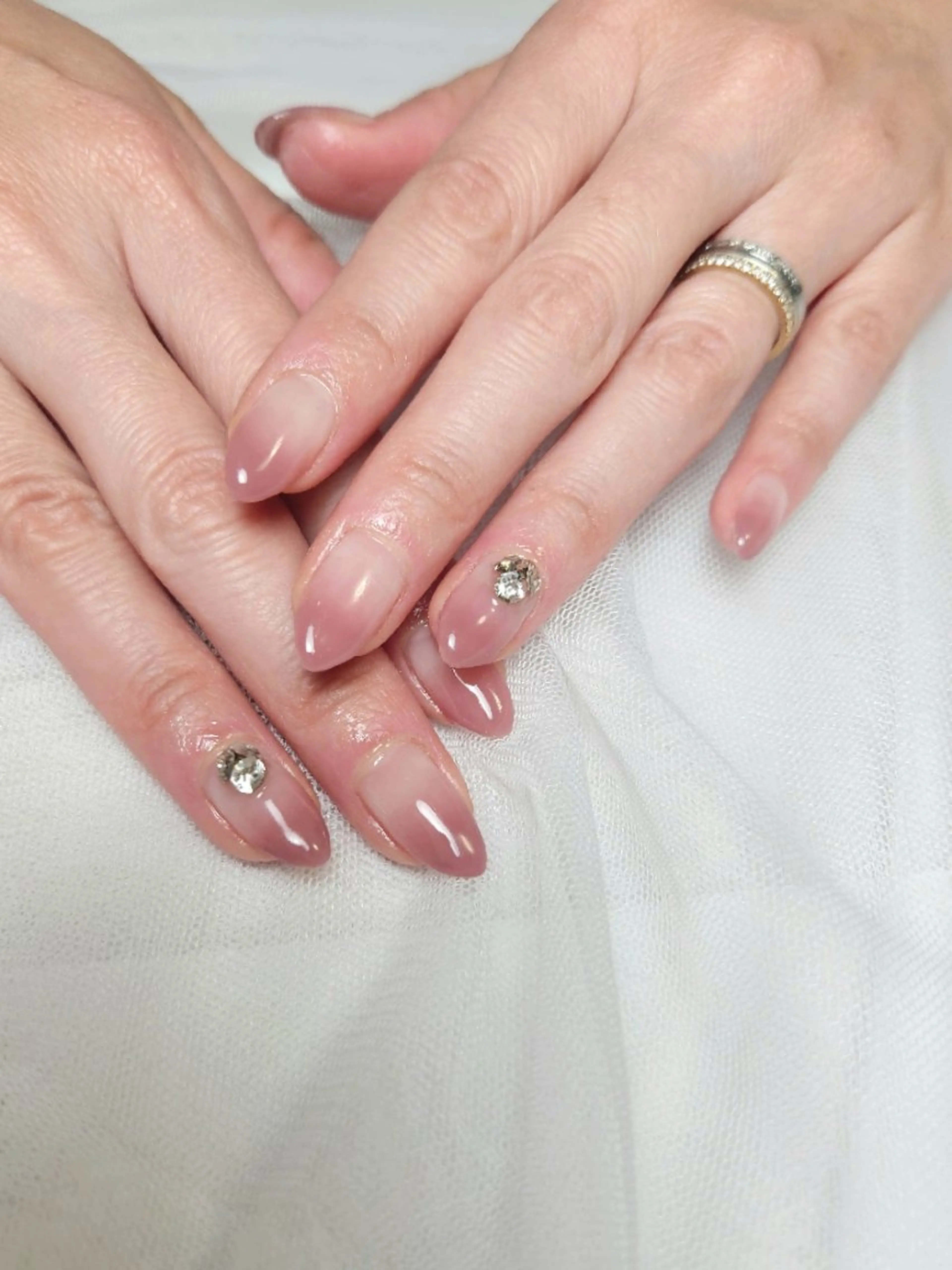 ネイル ジェルネイル グラデーション キラキラネイル オフィスネイル ピンク Nailroom3  古屋明美のネイルデザイン