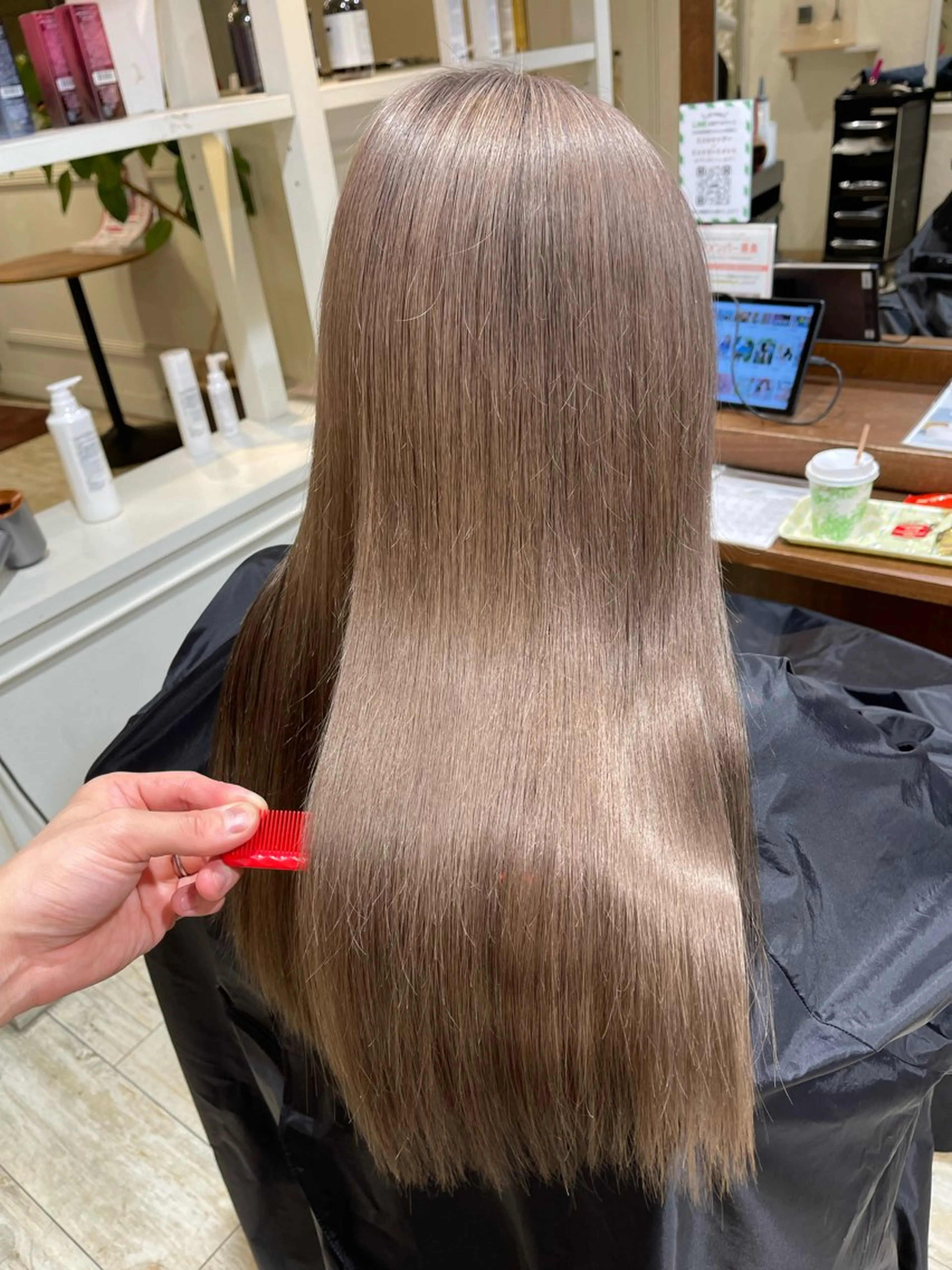 【高濃度成分で仕上がりの質感を選べる髪質改善カラー☆】カット➕髪質改善カラー➕Aujuaトリートメントの写真