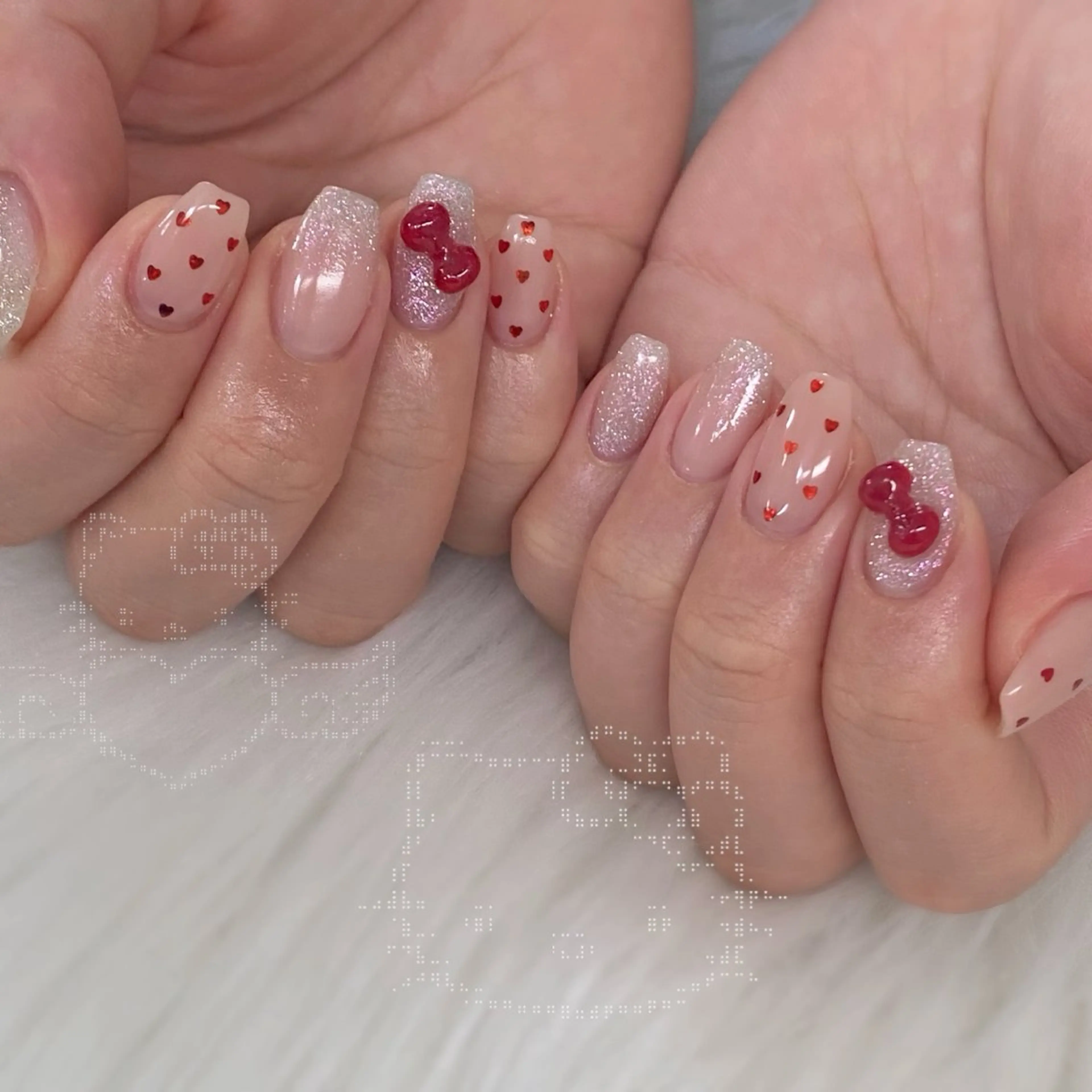 ネイル ドット ハート リボン ハンドネイル Bitty／ SENA⋆˙⟡ —のネイルデザイン