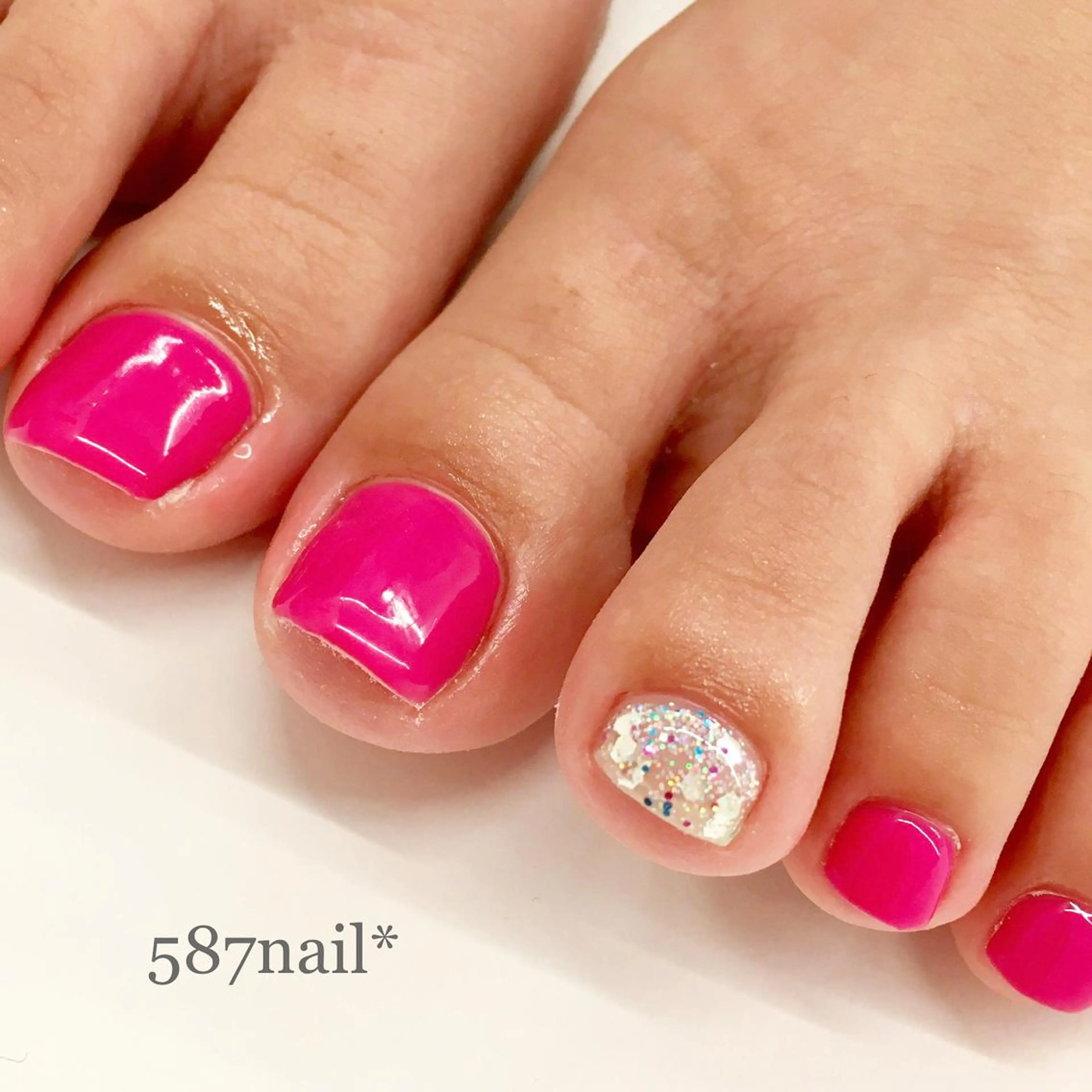 ネイル フットネイル ワンカラーネイル ハンドネイル 587nail *のネイルデザイン
