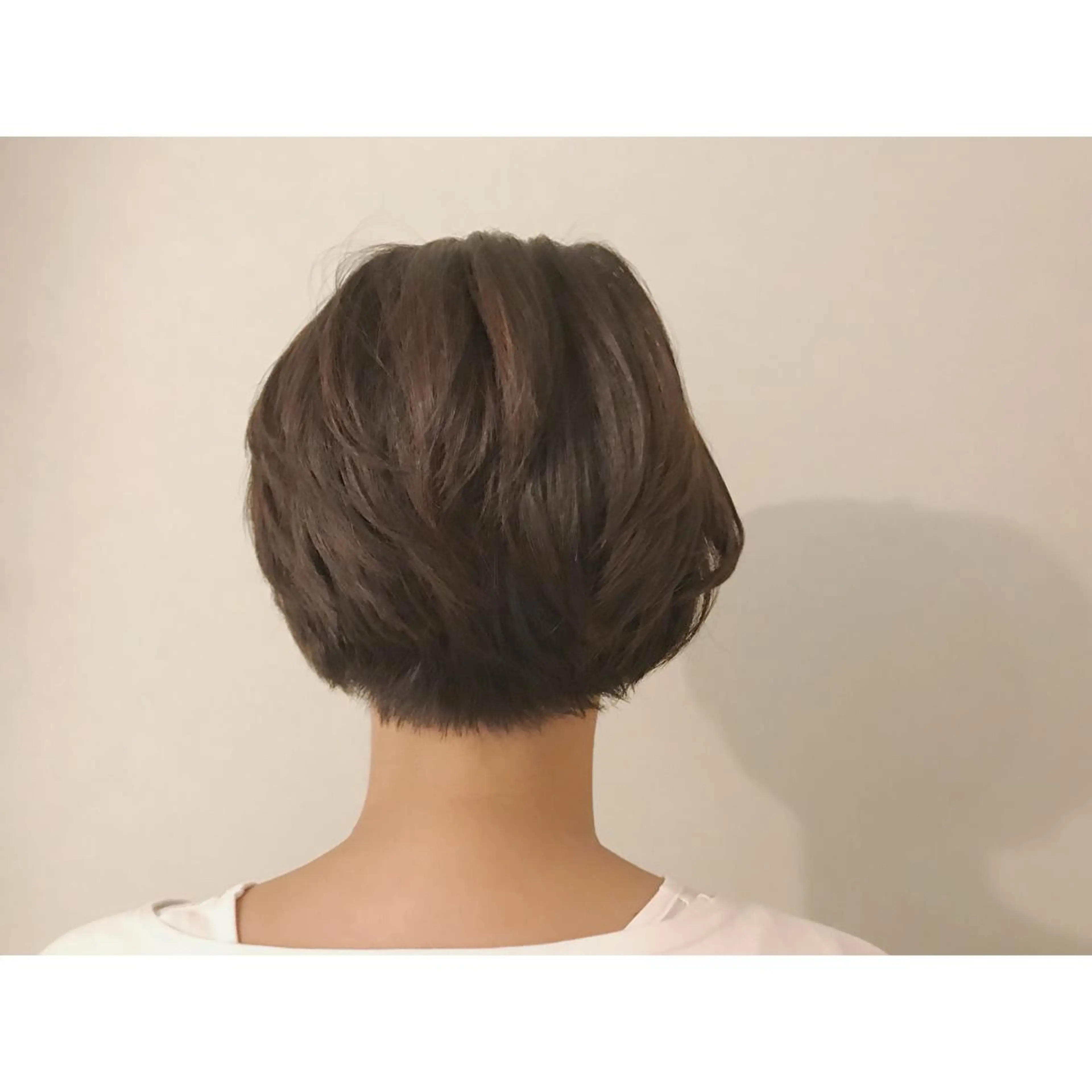 ショート カラー カット ヘアカラー トリートメント rebon＊ natsukiのネイルデザイン