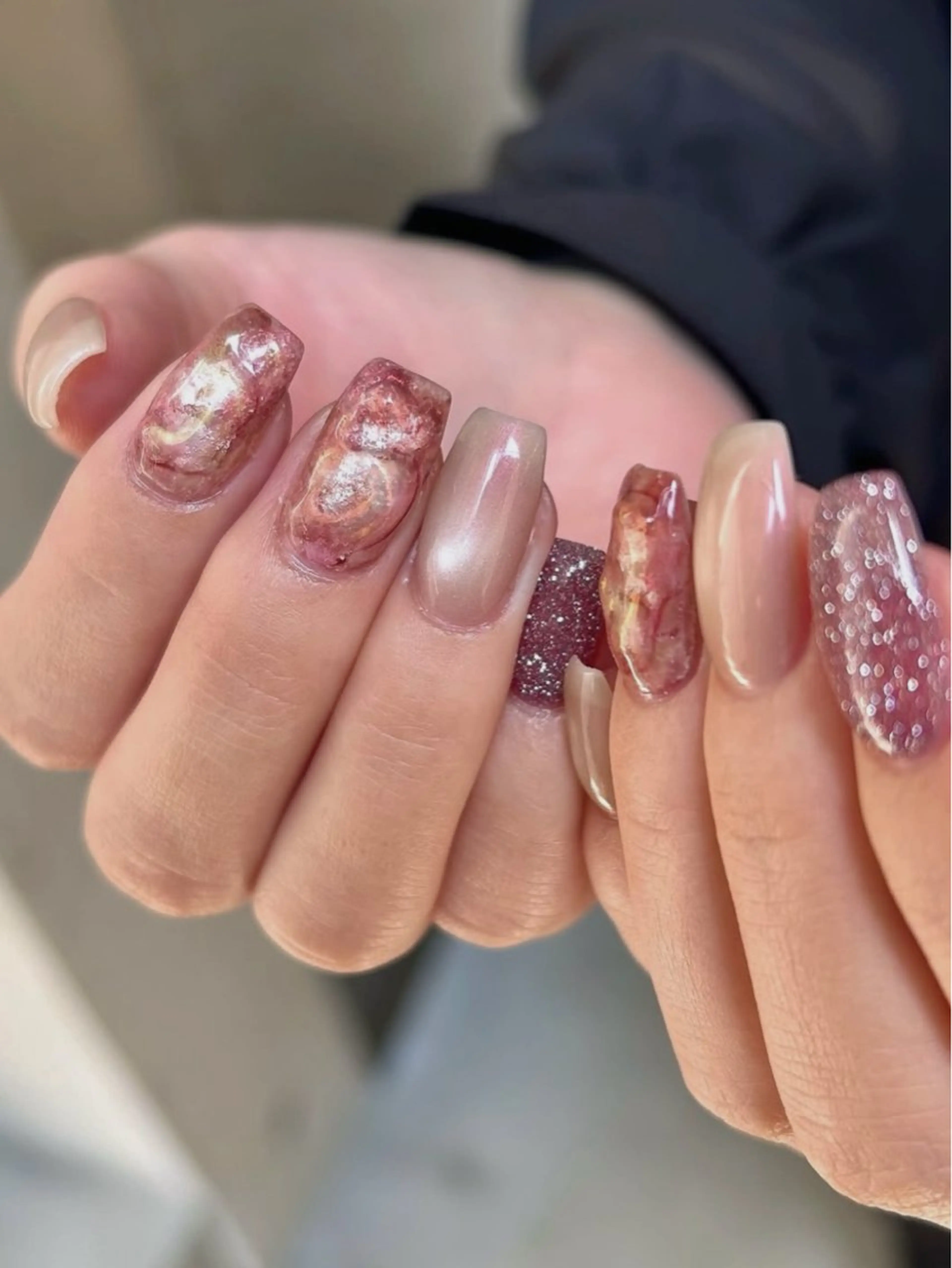 ネイル アートネイル フラッシュネイル マグネットネイル ニュアンスネイル ピンク talo .のネイルデザイン