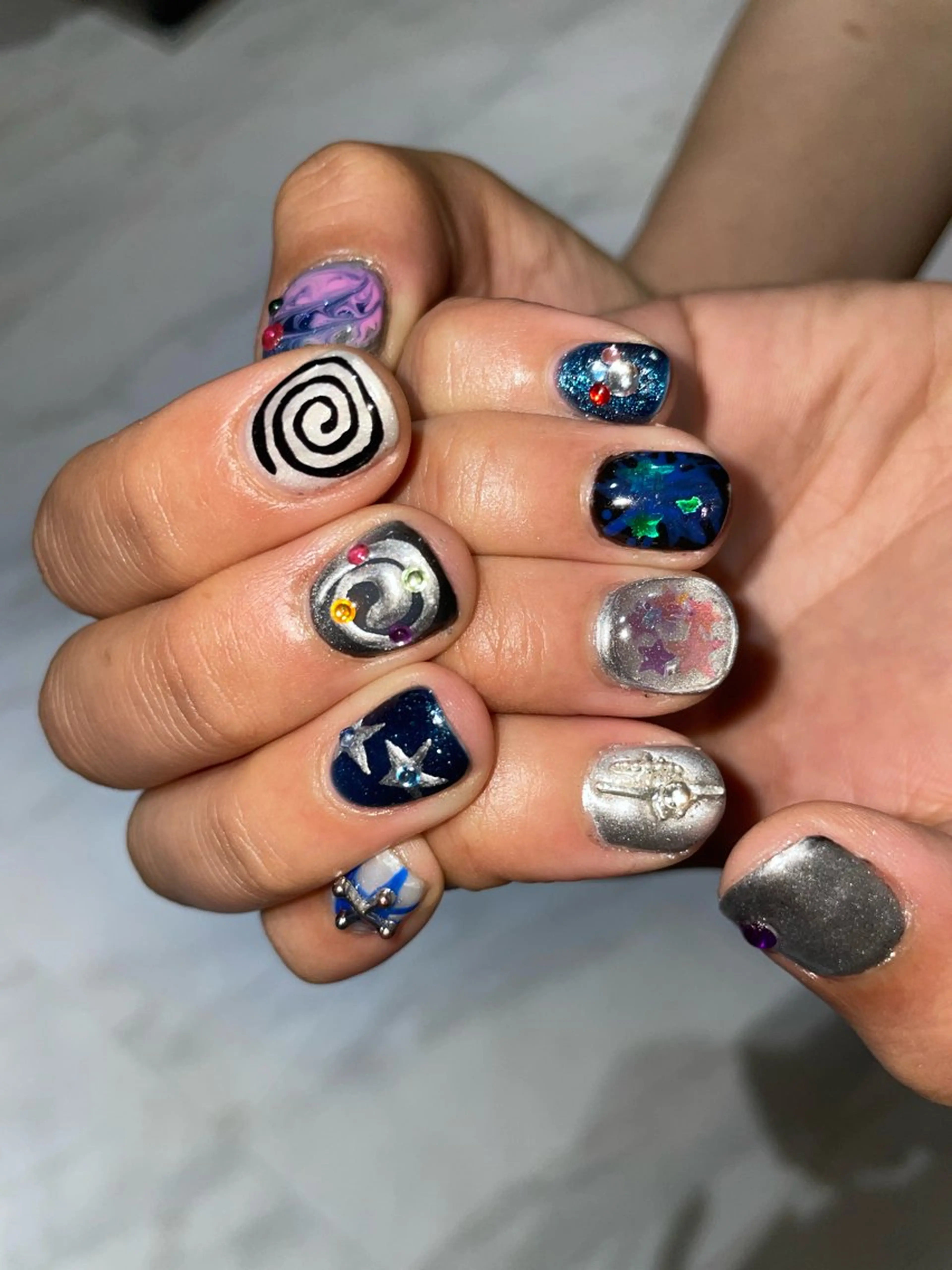 ネイル Auralee所属・💎lilica ネイリスト💅🏽のネイルデザイン