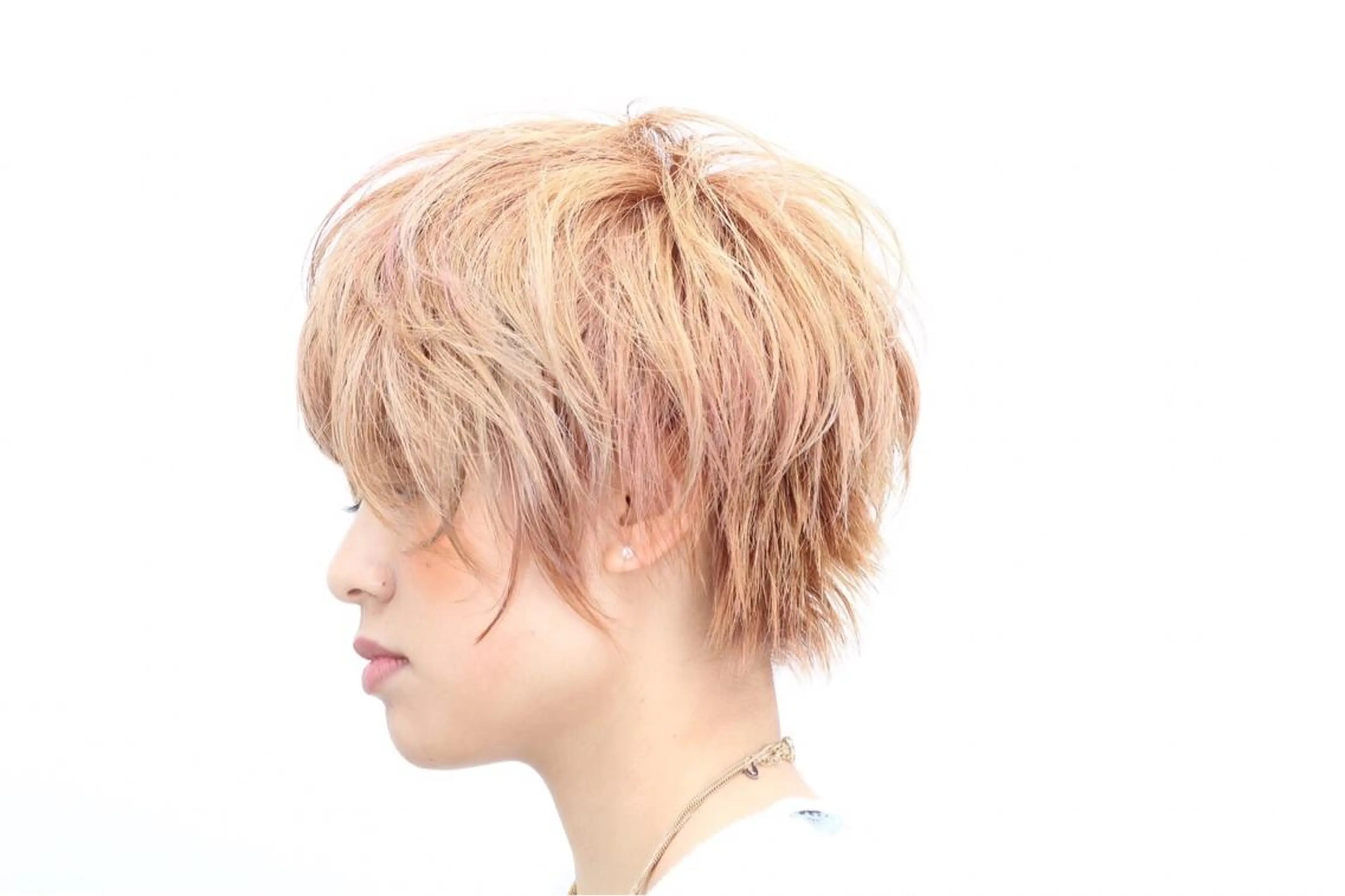 ショート カラー カット ヘアカラー トリートメント 金子 直樹のヘアスタイル