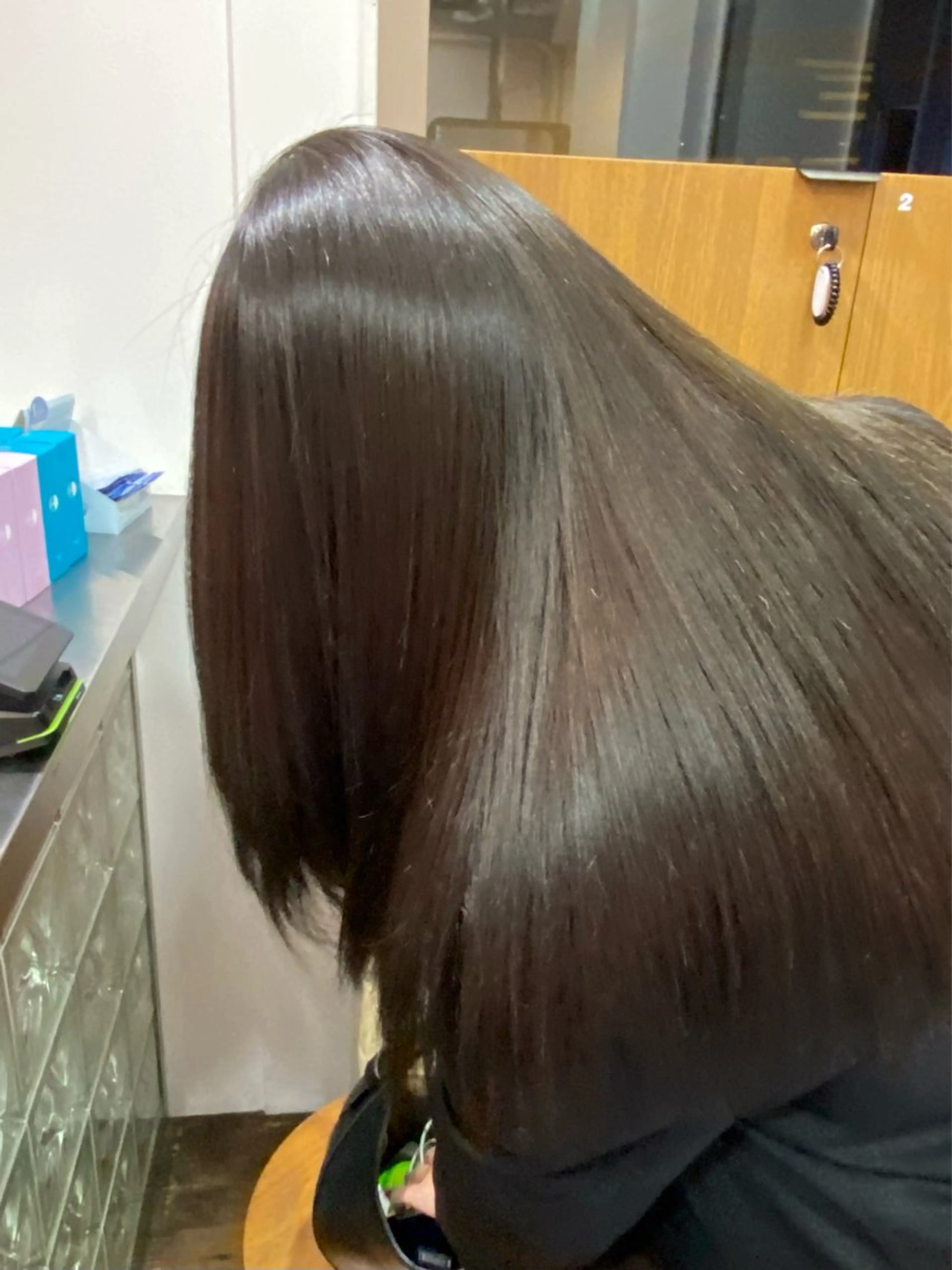 ロング 透明感カラー｜ める🎀のヘアスタイル