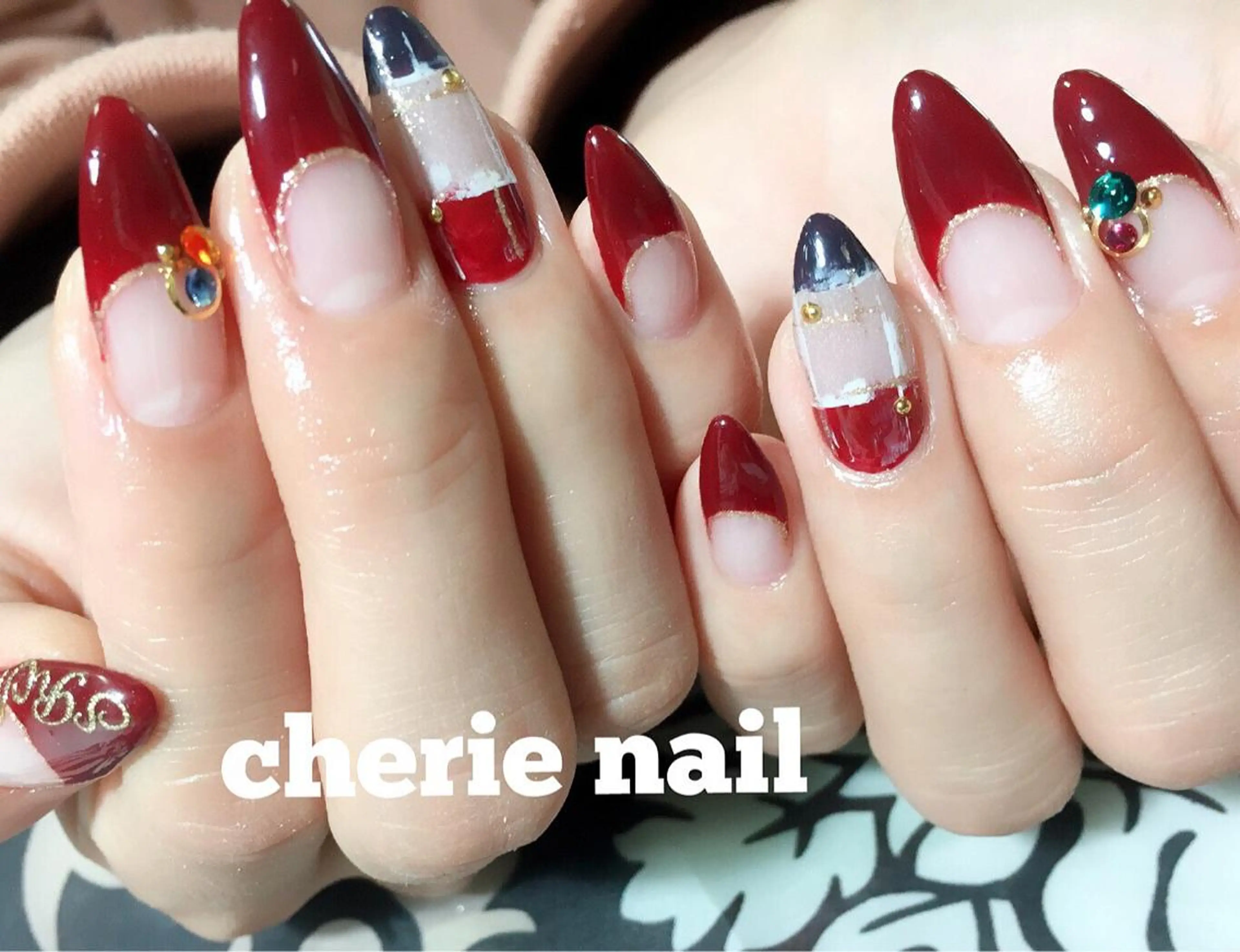 ネイル ロングネイル cherie nail所属・馬場 鮎のエステ・リラクイメージ