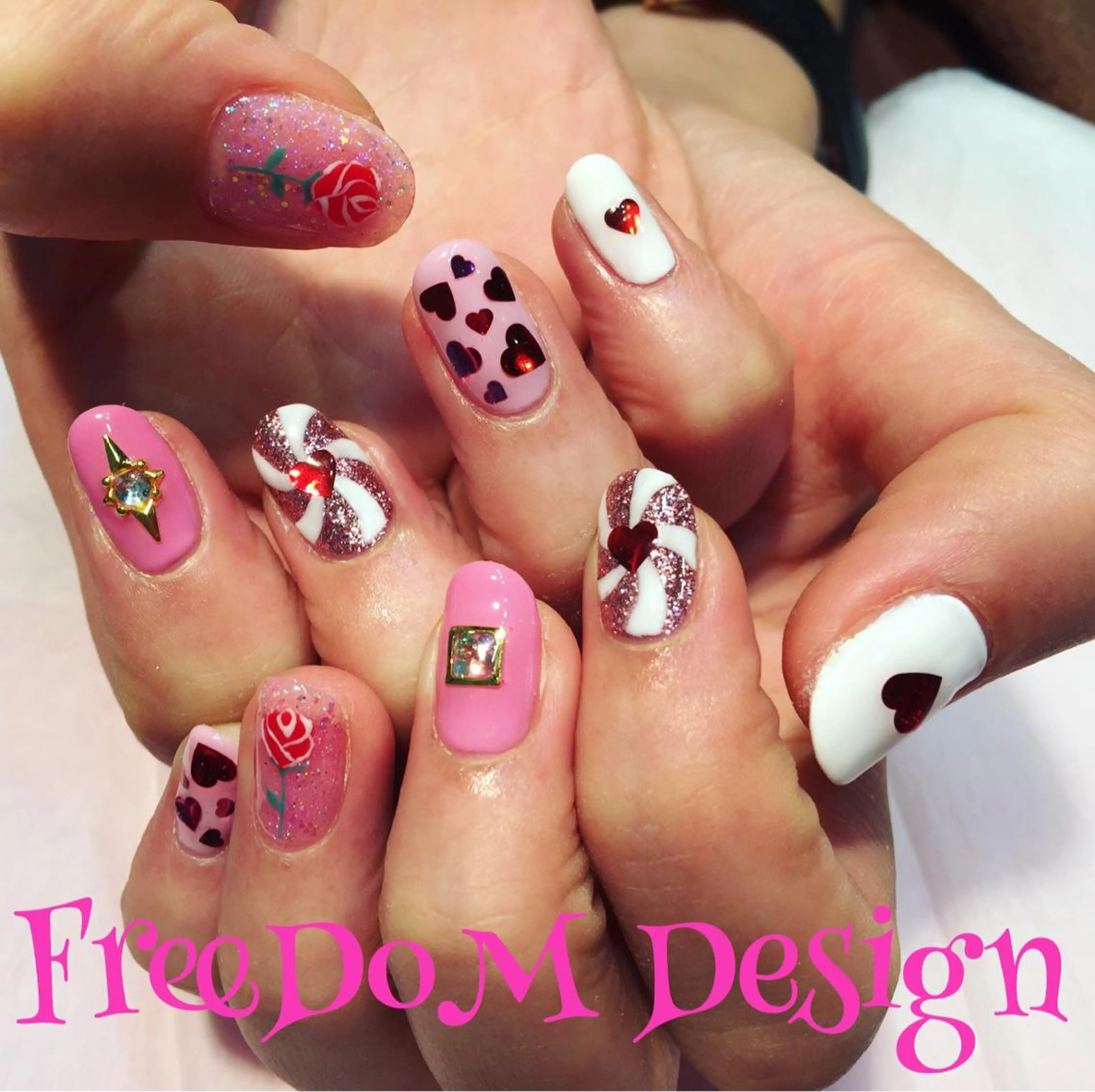 ネイル アートネイル ＦreeDoＭ   Design所属・W KUMIのネイルデザイン