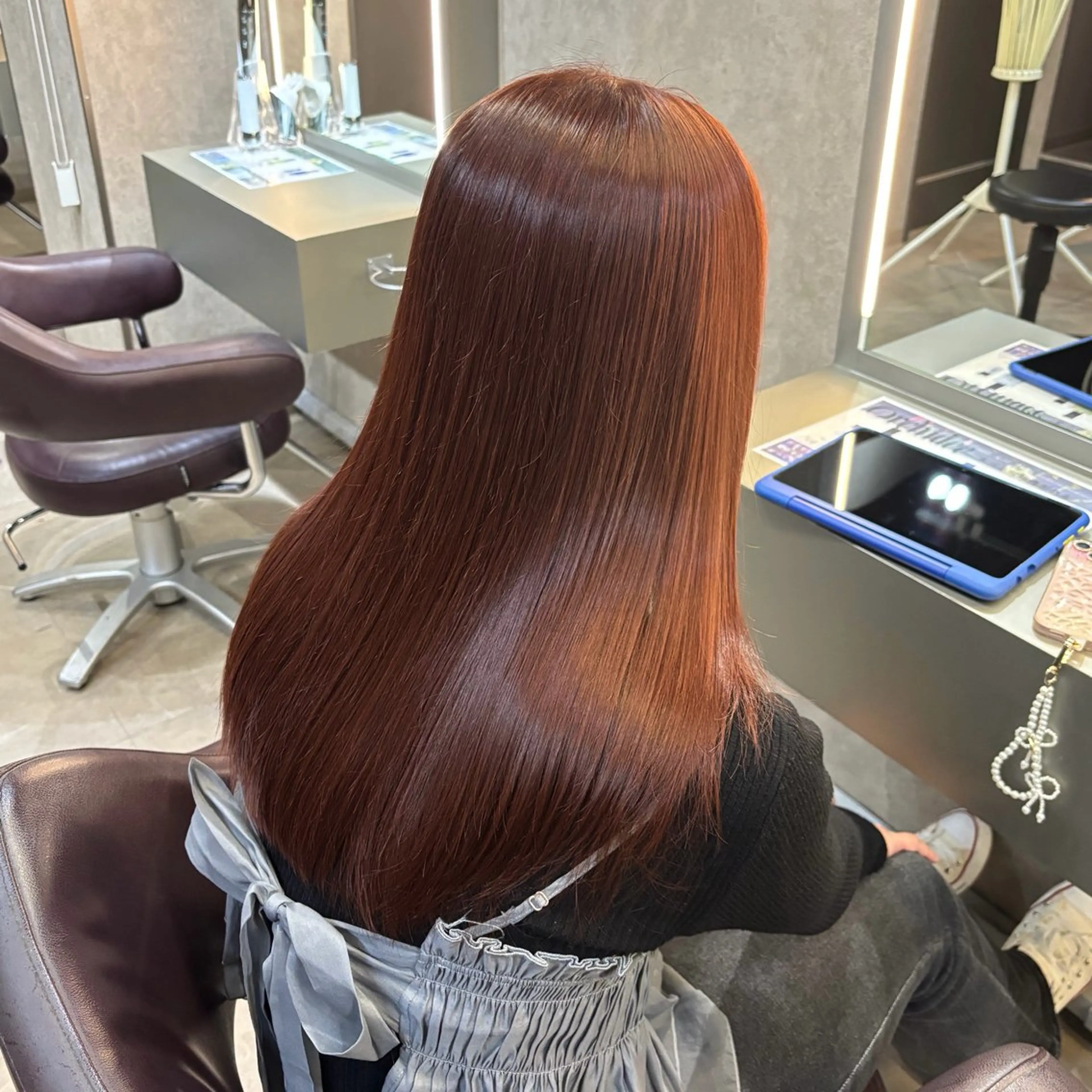 ロング カラー ブラウンカラー レッドカラー FlagHAIR所属・浦川 まどかのヘアスタイル