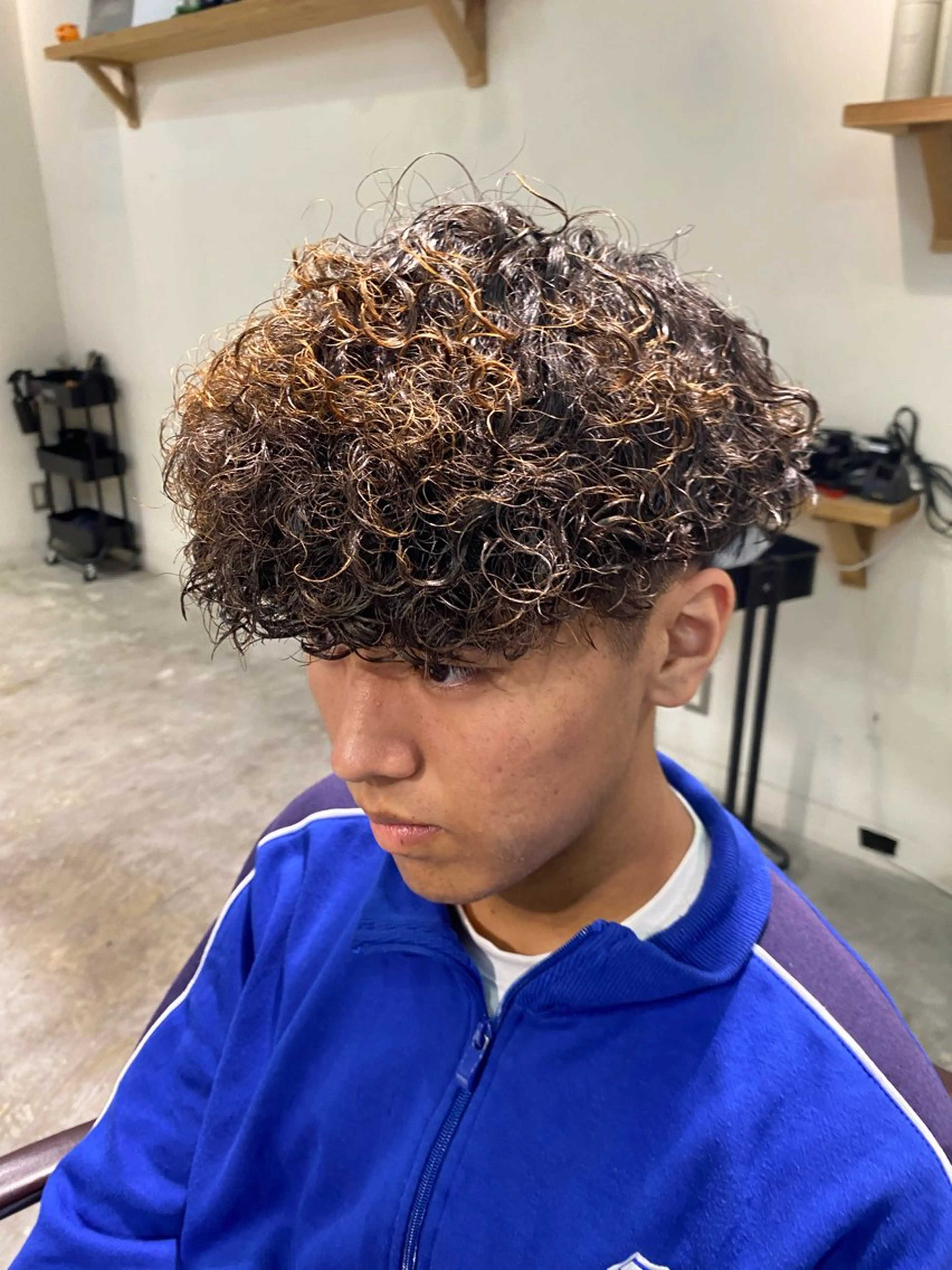 ショート パーマ メンズ パーマ特化/フェザー パーマシャドウ/真生のヘアスタイル