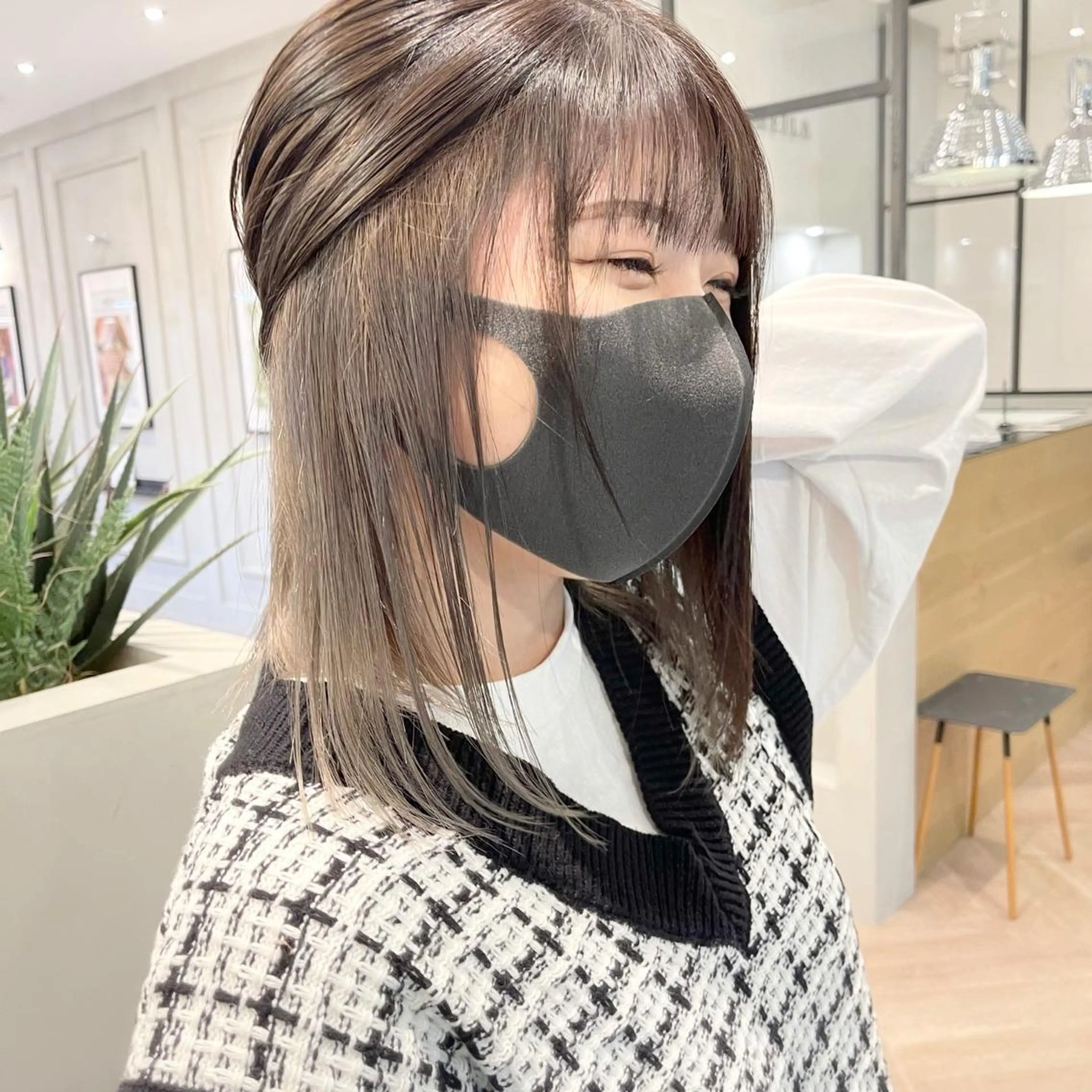 ミディアム カラー ヘアアレンジ バレイヤージュ デザインカラー ハイライトカラー 外国人風カラー ハイライト アンドウ ユウ/ レイヤーカット/韓国のヘアスタイル