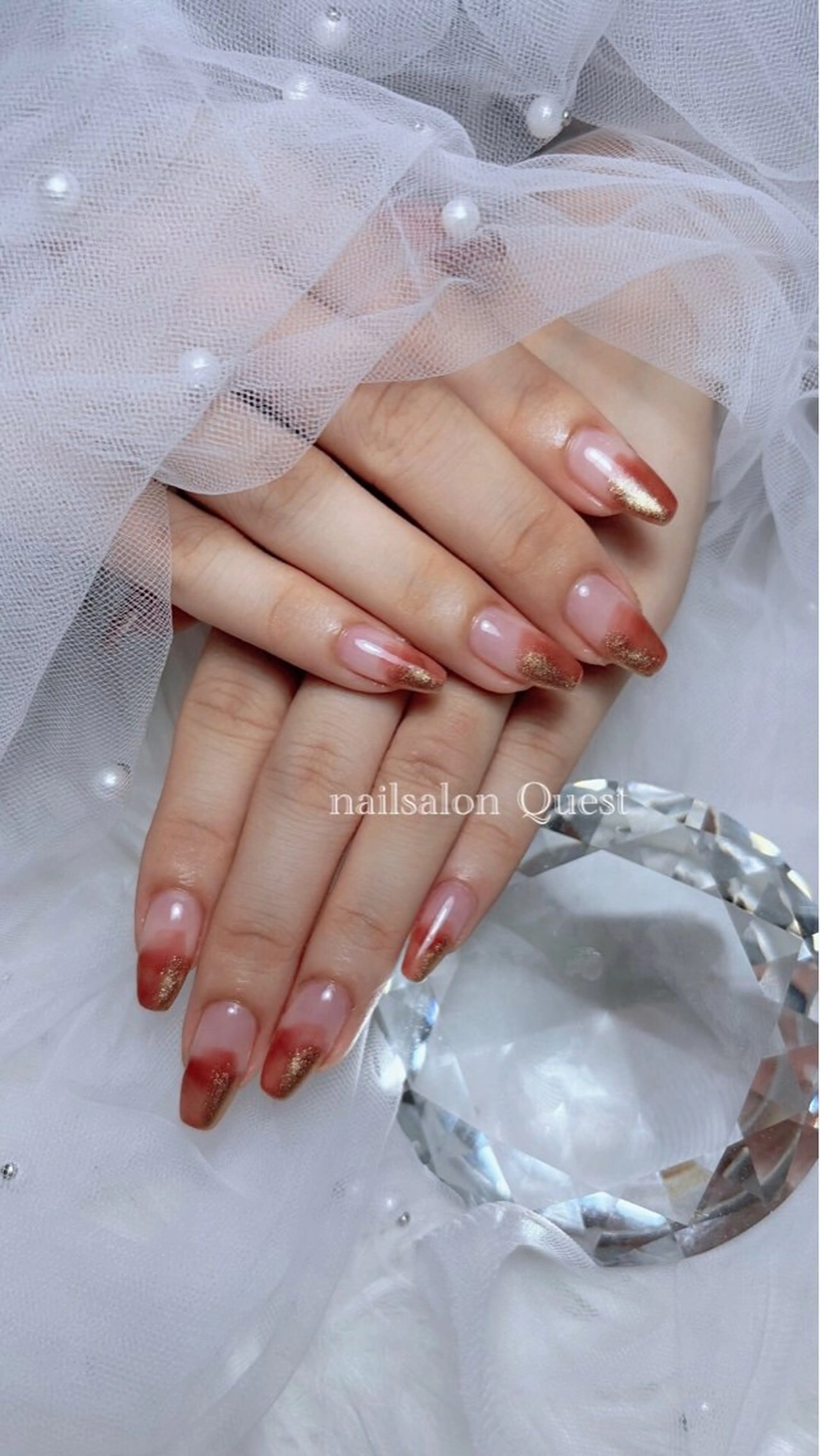 ネイル ゴールド ミラーネイル ハンドネイル nailsalon Questのネイルデザイン