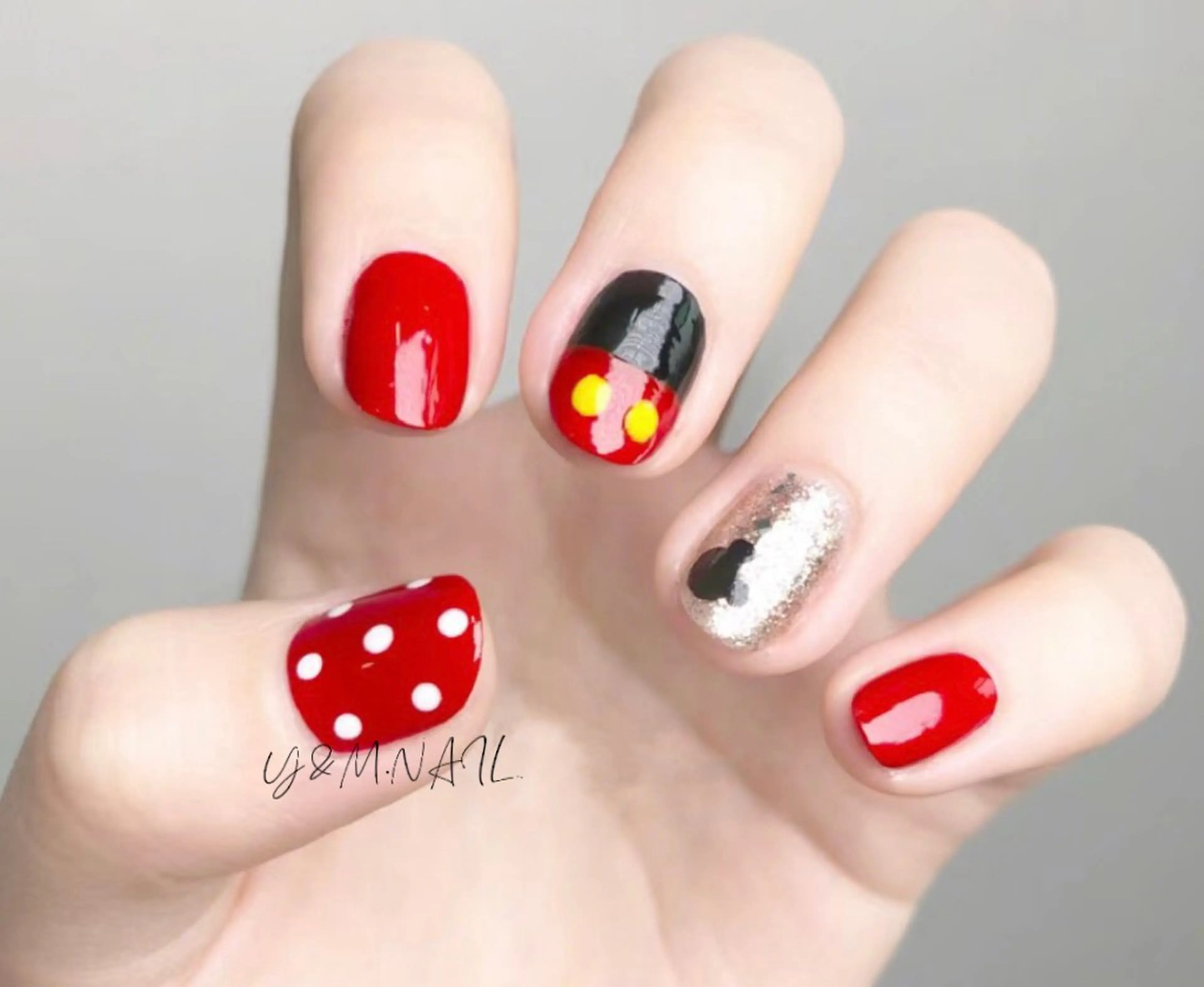 ネイル Ui_Amor (パラジェル)のネイルデザイン