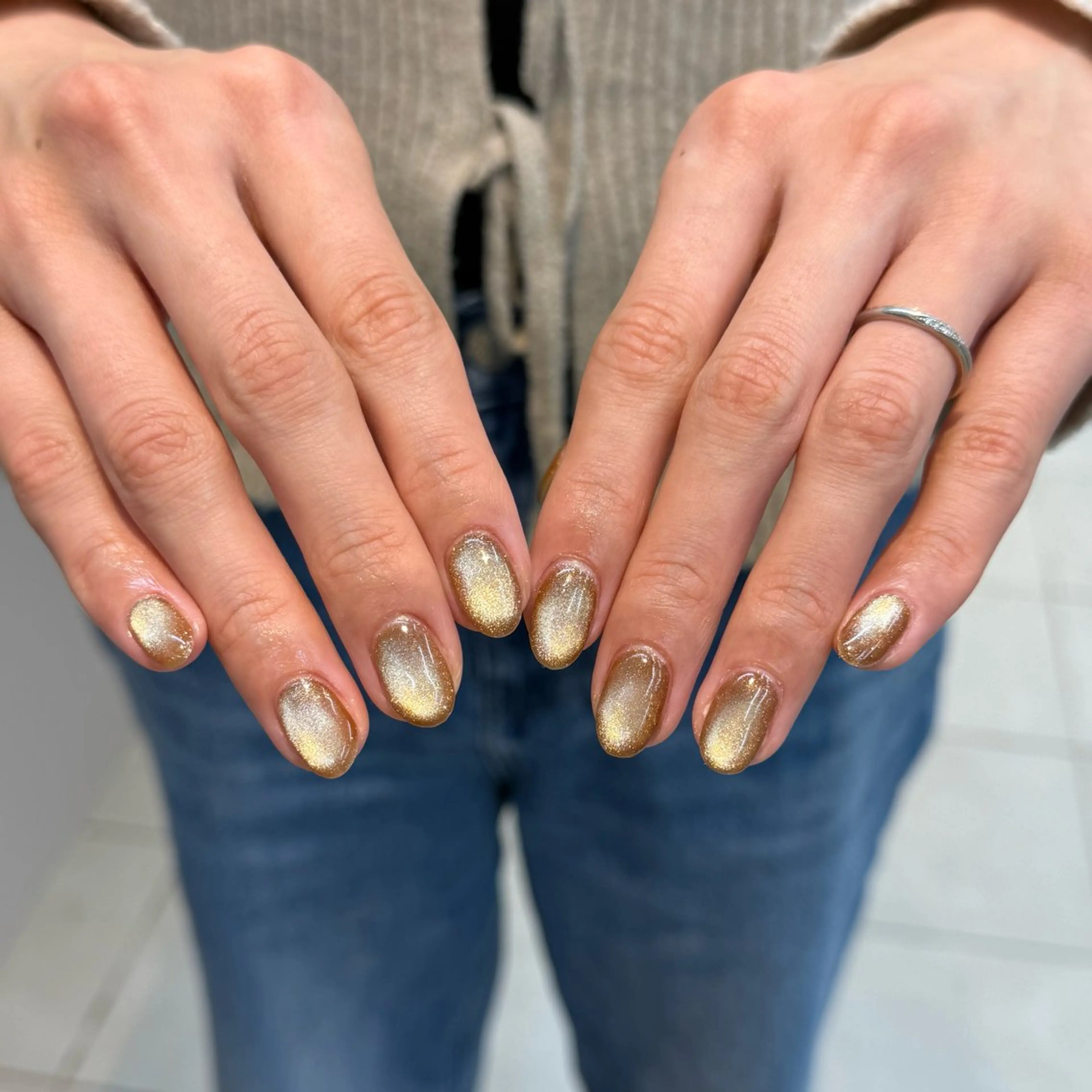 ネイル ゴールド マグネットネイル シルバー degﾟ kaguyaのネイルデザイン