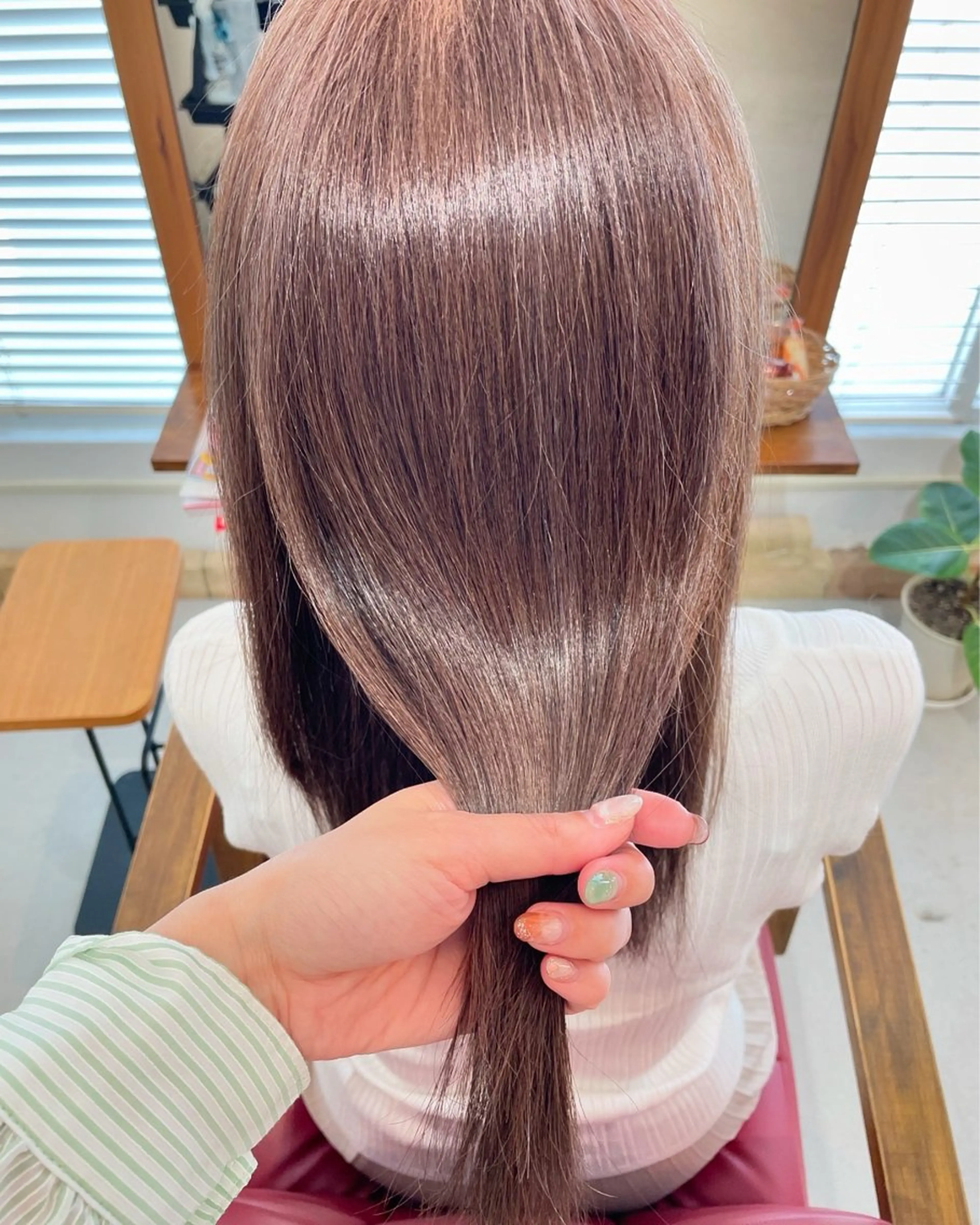 ミディアム カラー カット ヘアカラー Urio所属・今雪 聡美のヘアスタイル