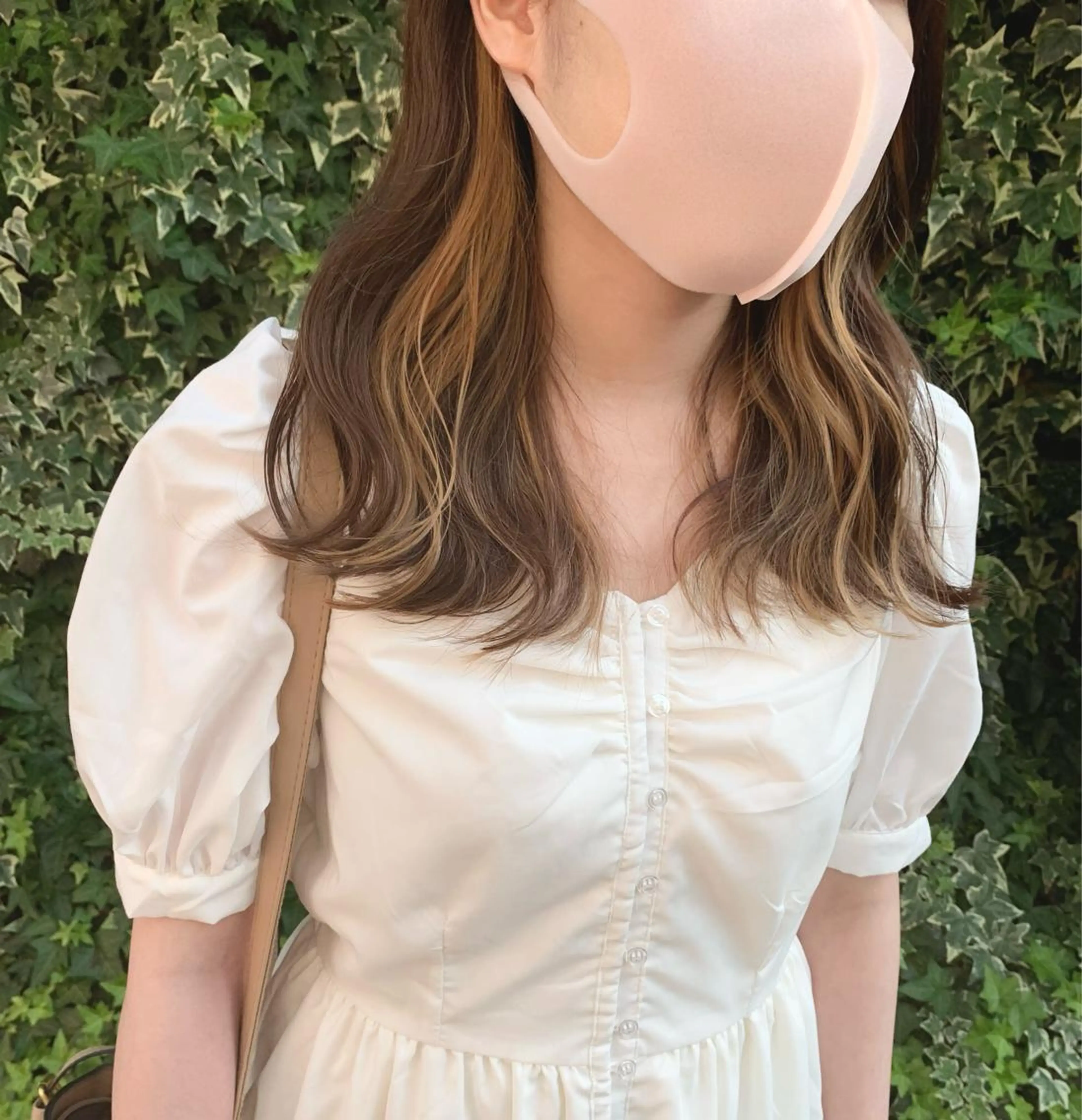 セミロング カラー カット ヘアカラー トリートメント ally hairsalon所属・Emi .のヘアスタイル