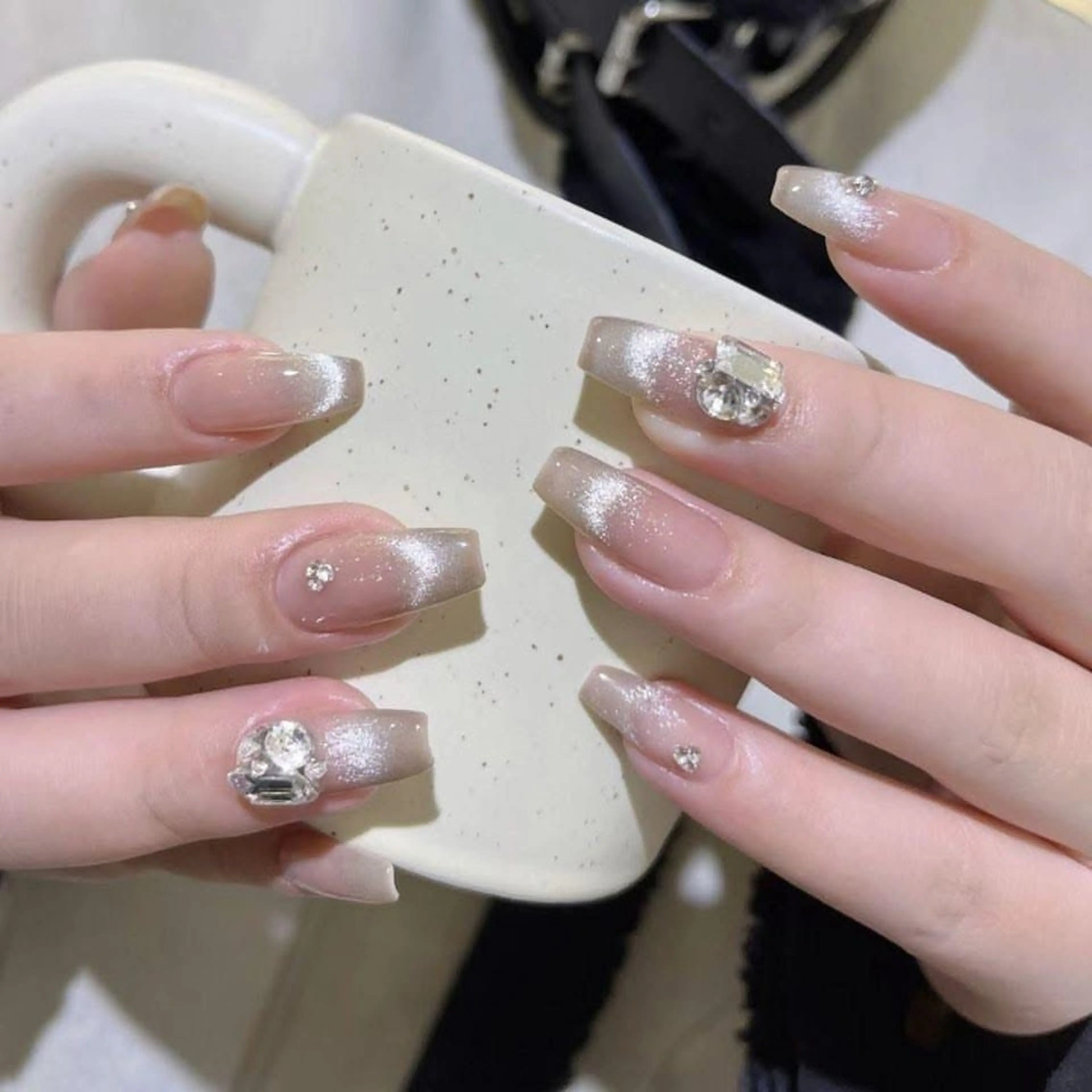 ネイル オーロラネイル チークネイル フットネイル フレンチネイル 韓国ネイル ハンドネイル Lumi Nailのネイルデザイン