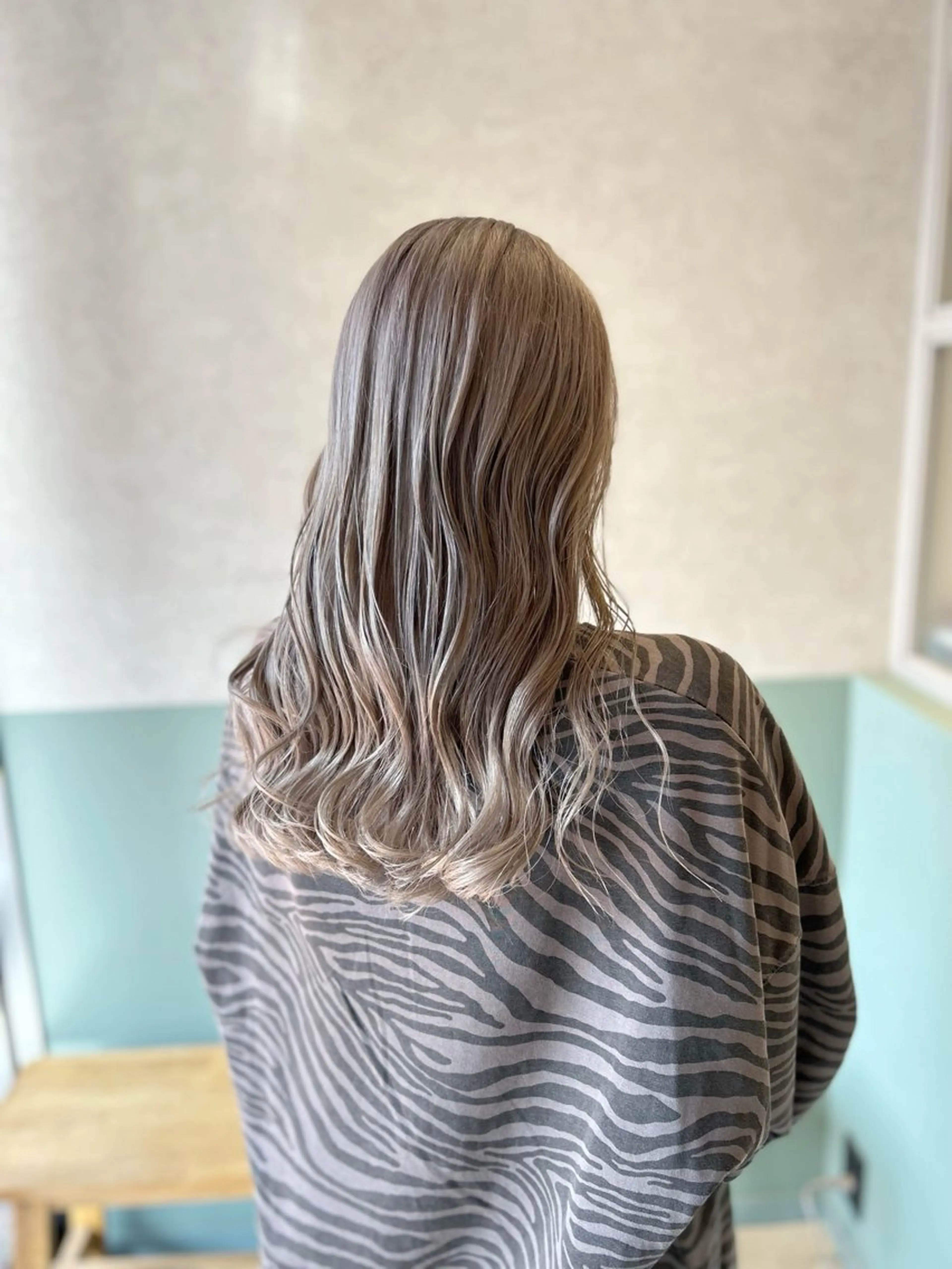 ロング カラー ヘアカラー 🫧MANA レイヤーカット🌙のヘアスタイル