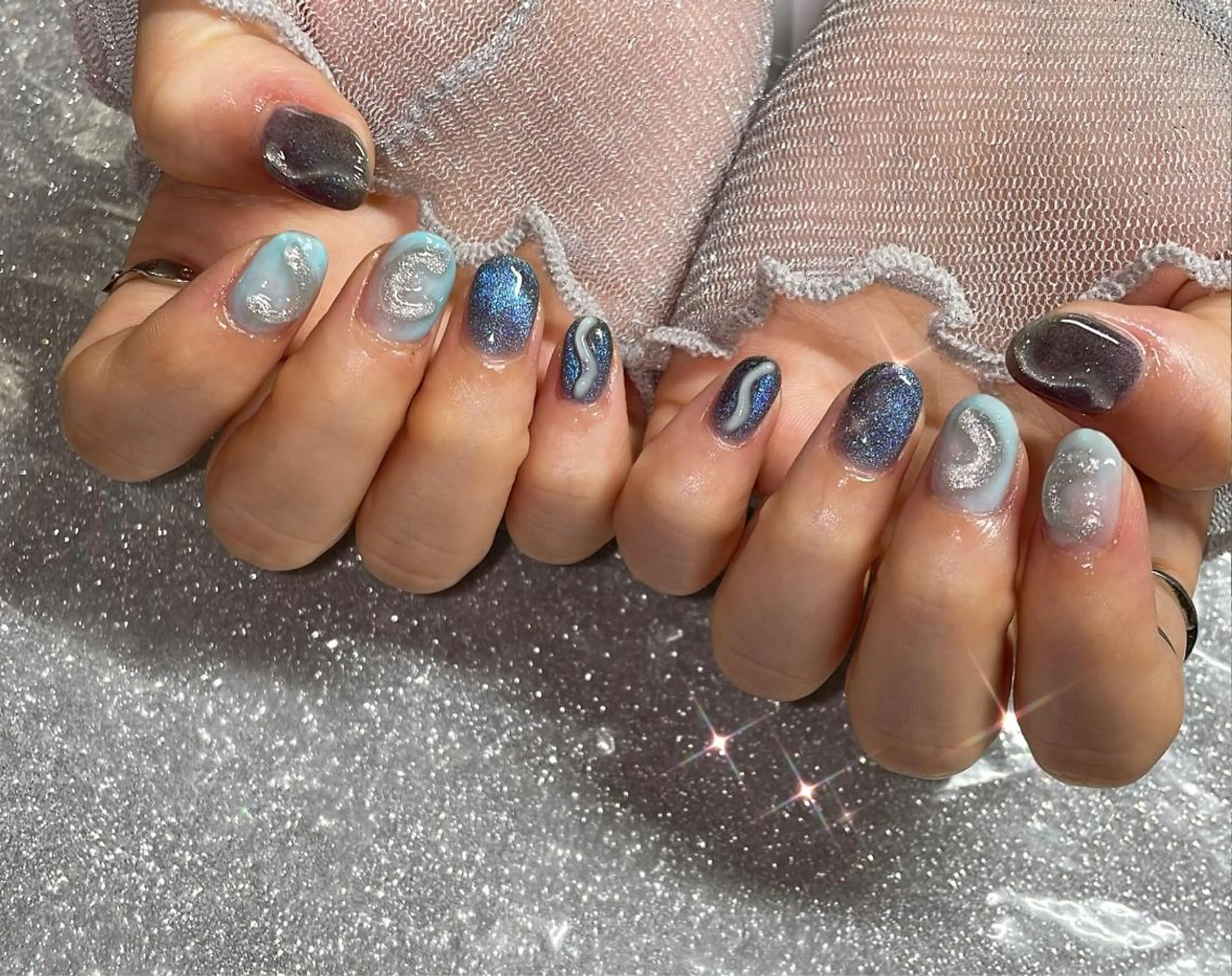 ネイル ハンドネイル VIERU 🌈🎀💖のネイルデザイン