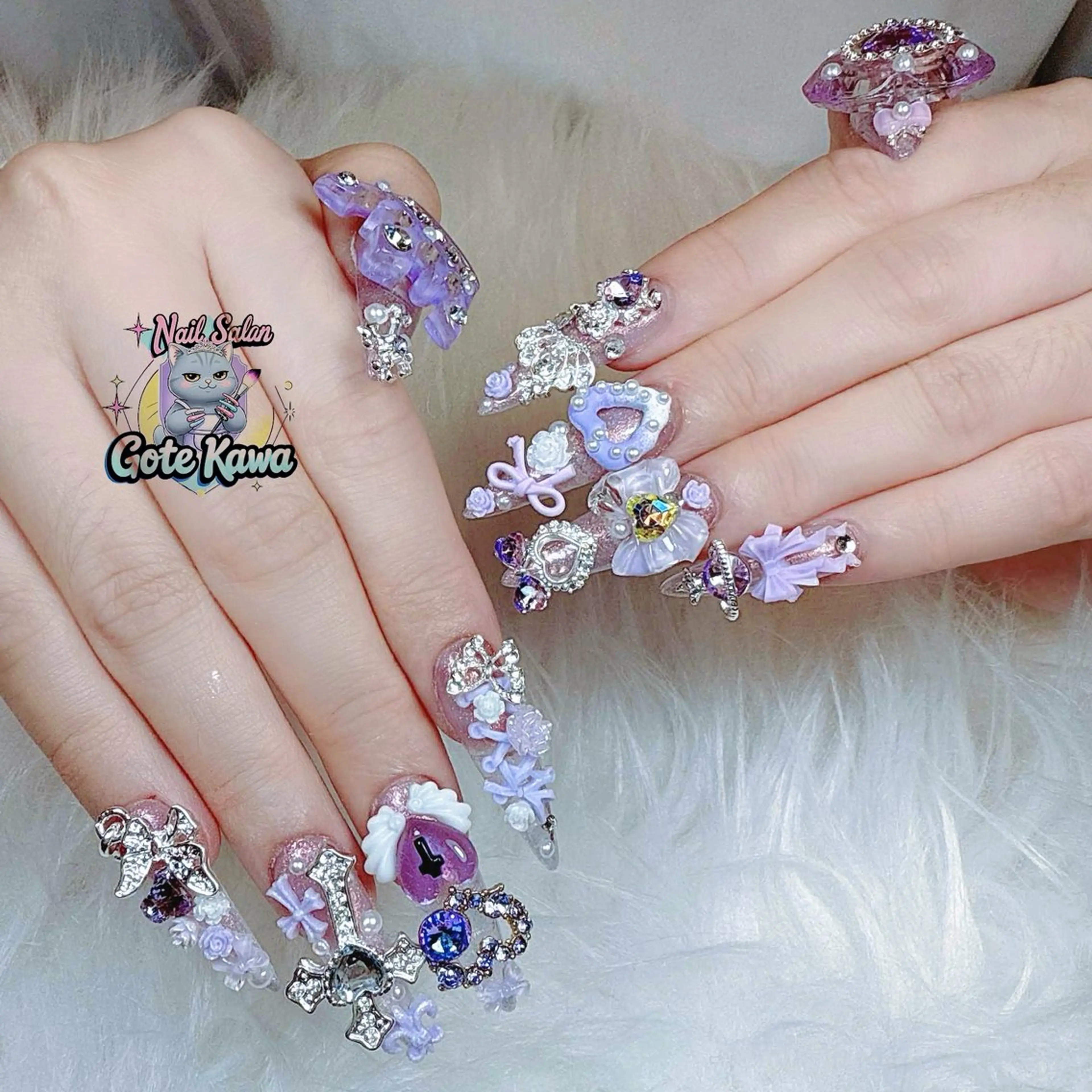 ネイル アートネイル キラキラネイル スカルプネイル ハンドネイル ハンドケア GOTE KAWA Nail Salon(ゴテかわ)所属・Gote Kawa nail salonのネイルデザイン