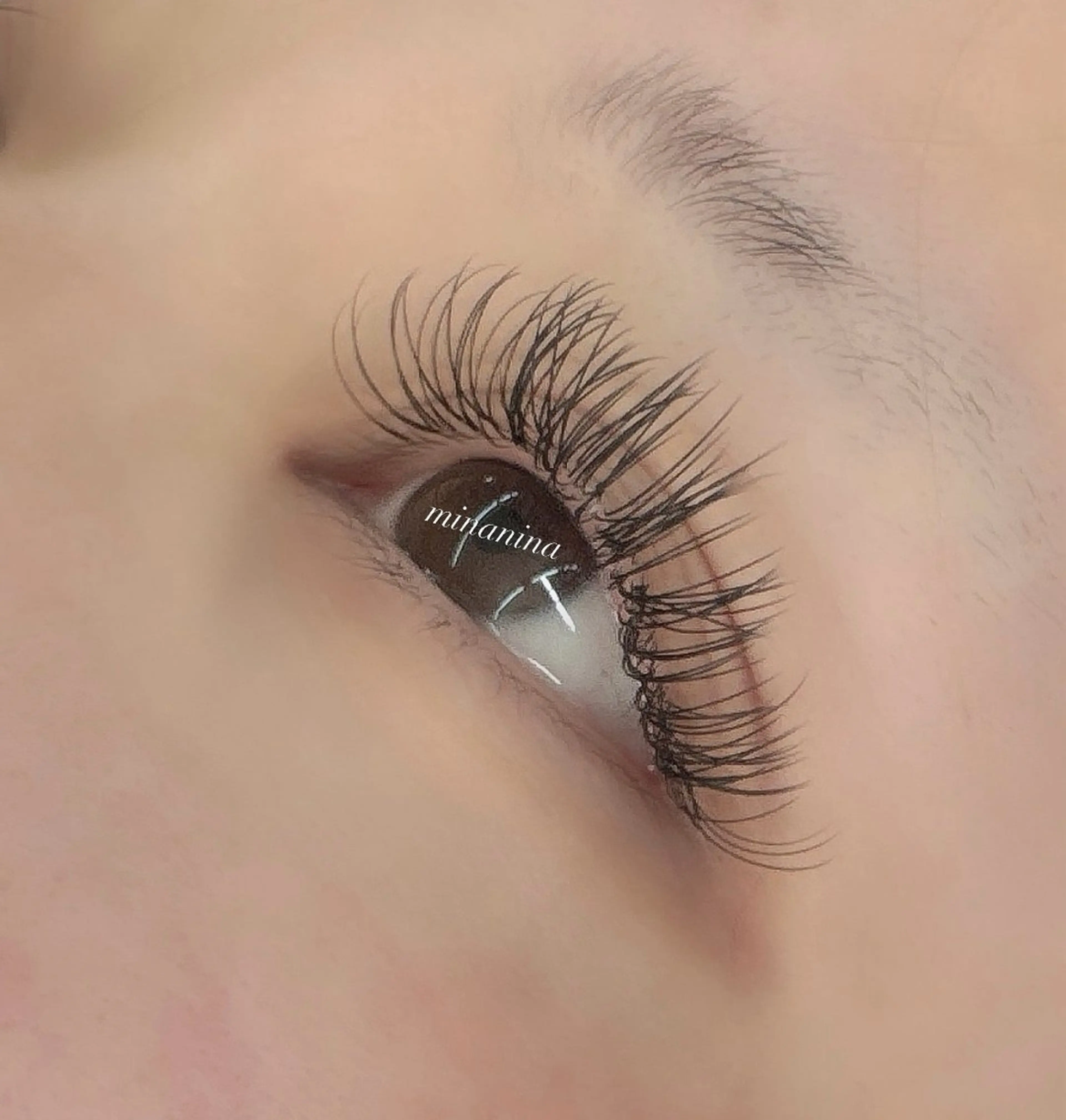 フラットラッシュ🌈つけ放題　2月限定アイシャンプー込み🫧の写真