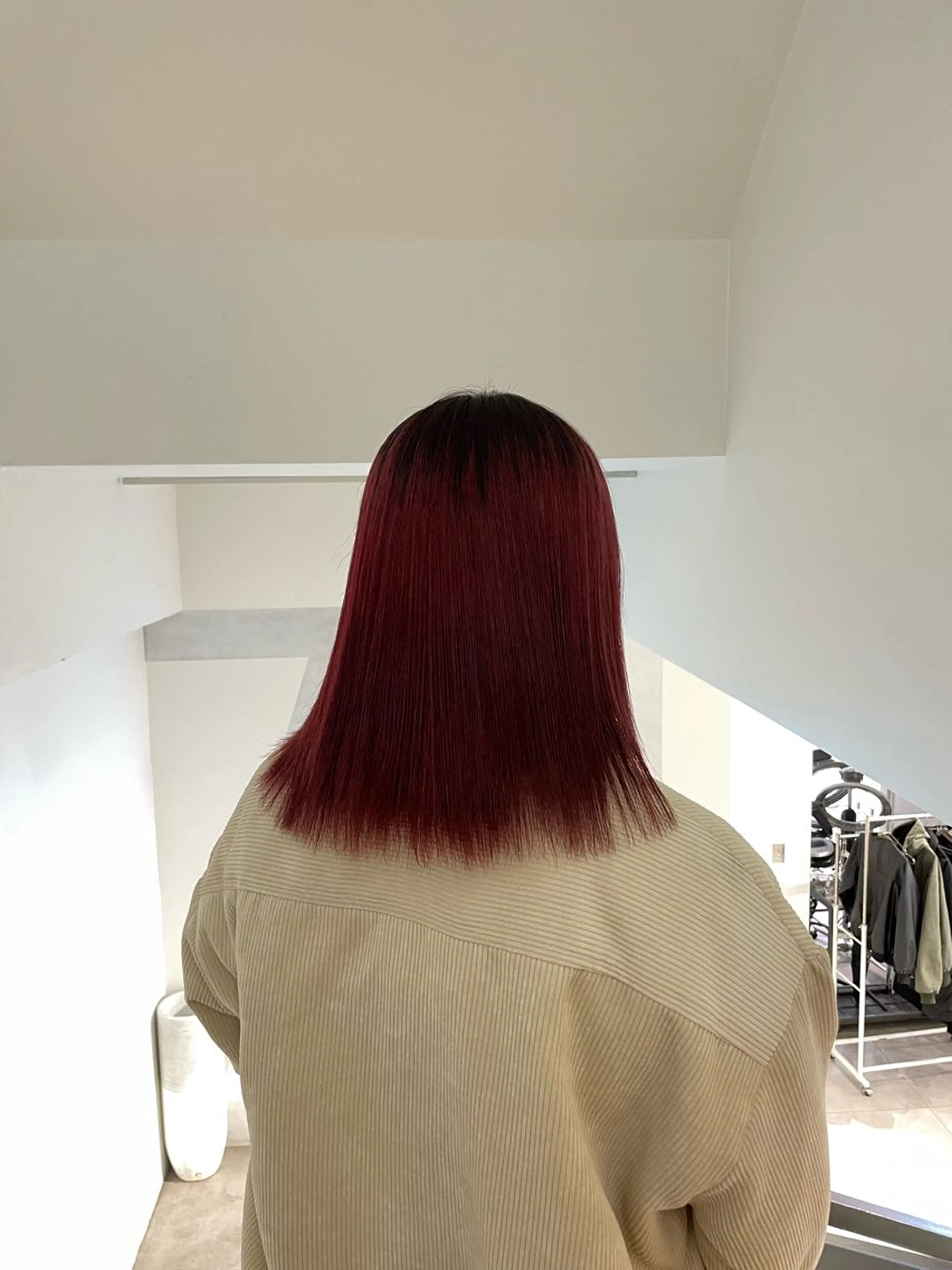 ミディアム カラー ヘアカラー 🌟暖色系ハイトーン 🌟AIのヘアスタイル