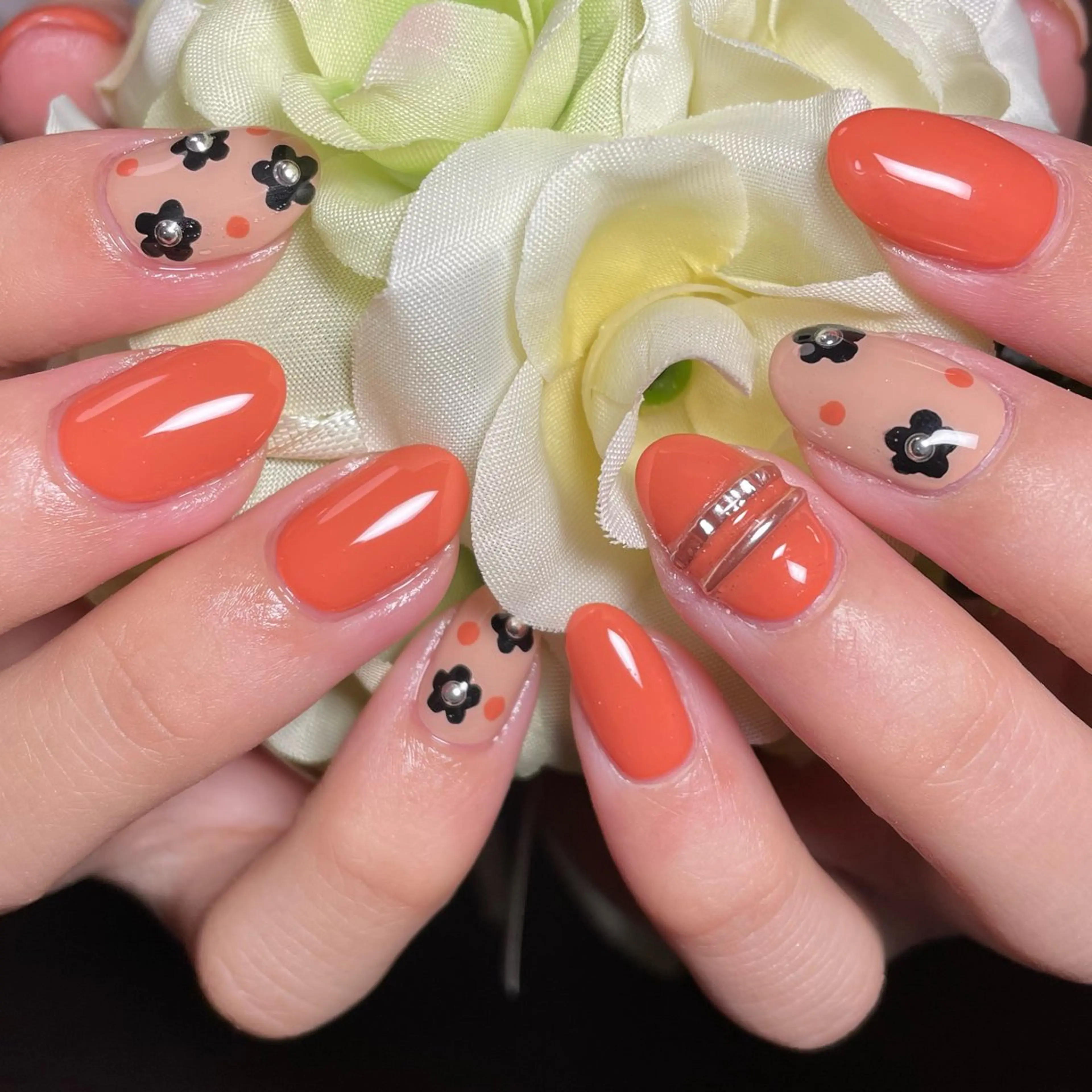 ネイル nail　milky 〜深夜にもネイル〜のネイルデザイン