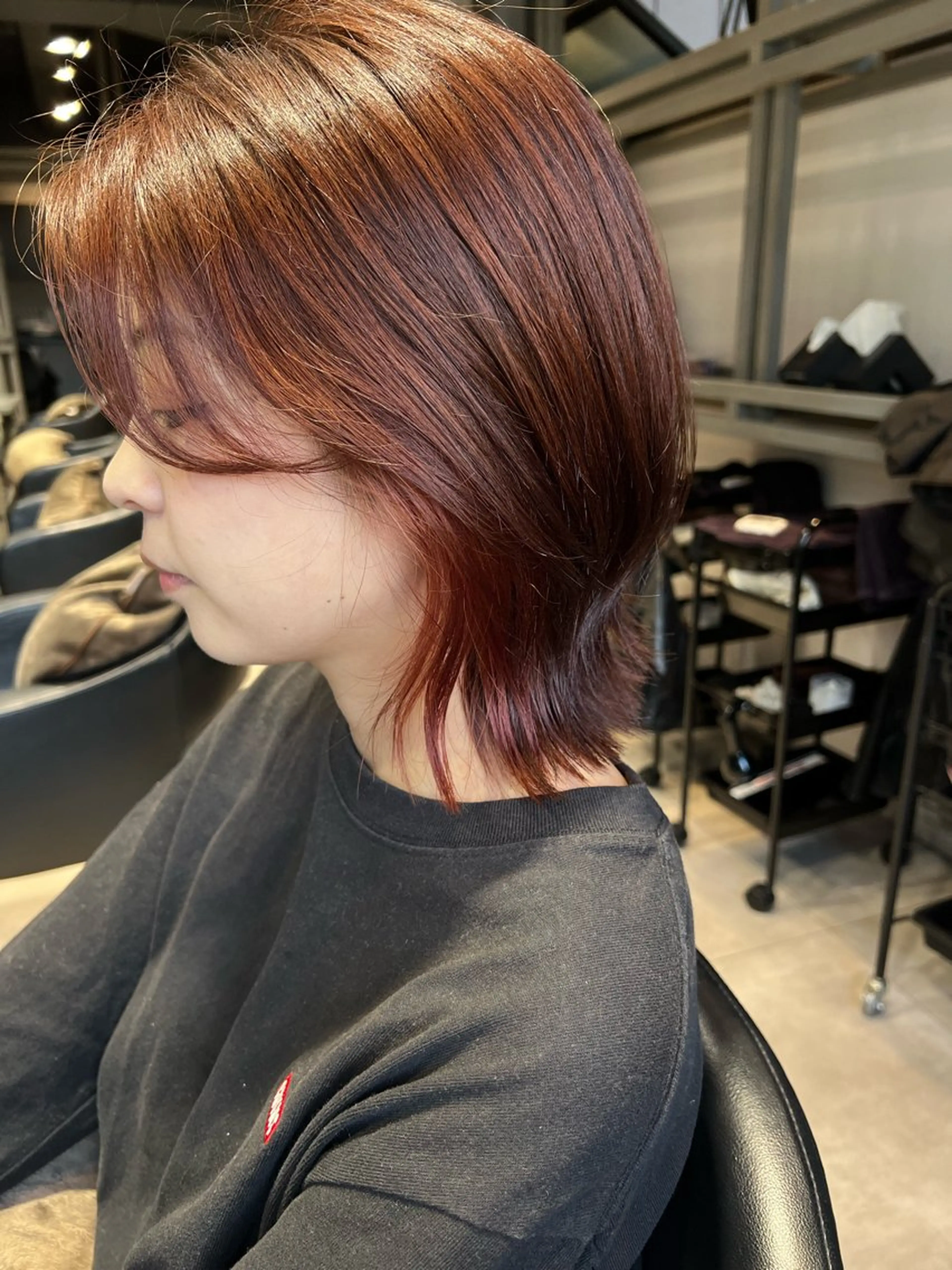 ショート カラー ボルドーカラー ブラウンカラー イヤリングカラー 髪質改善 ✨髪質改善矯正× ブリーチ✨YU-KIのヘアスタイル