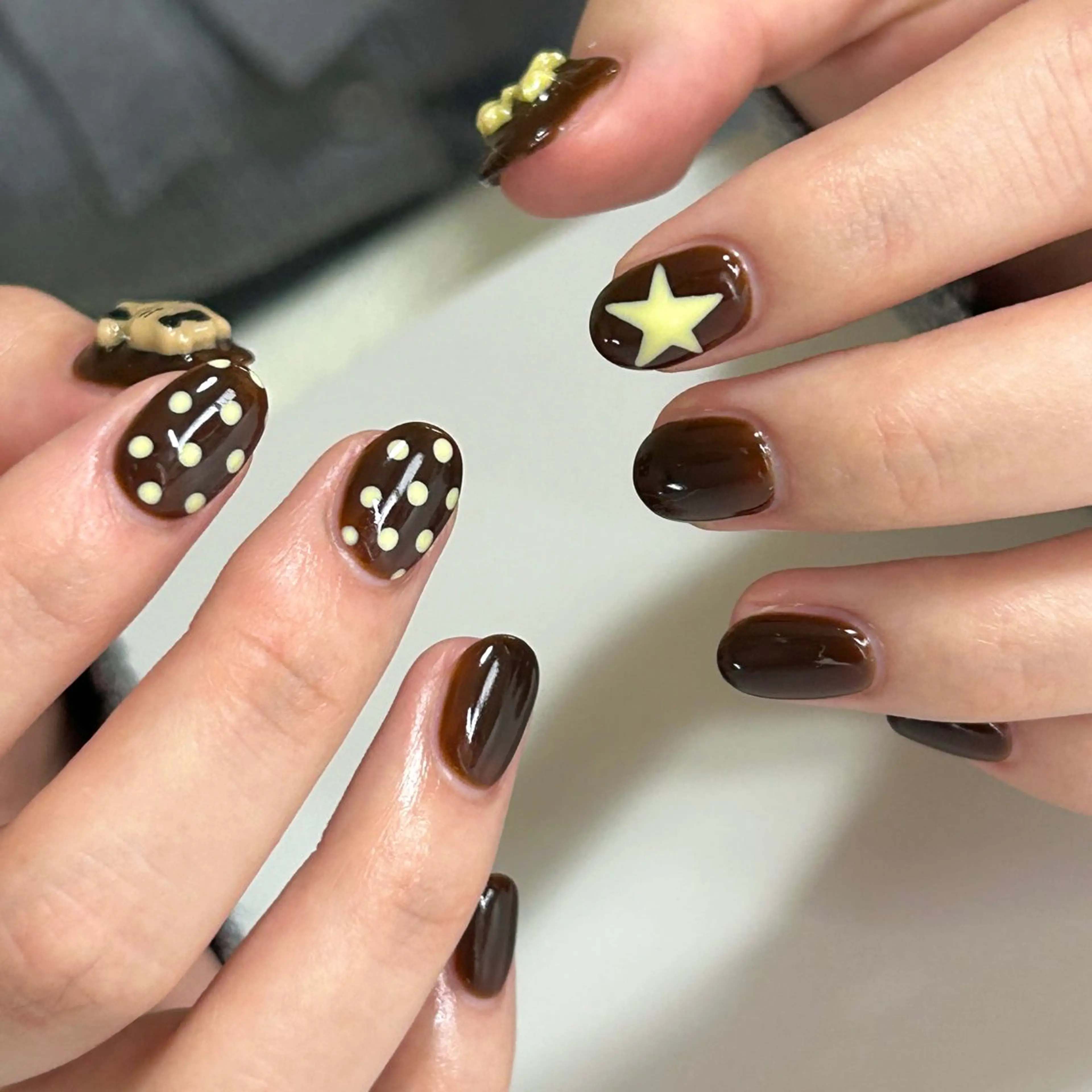 ネイル ブラウン lcoco nailのネイルデザイン