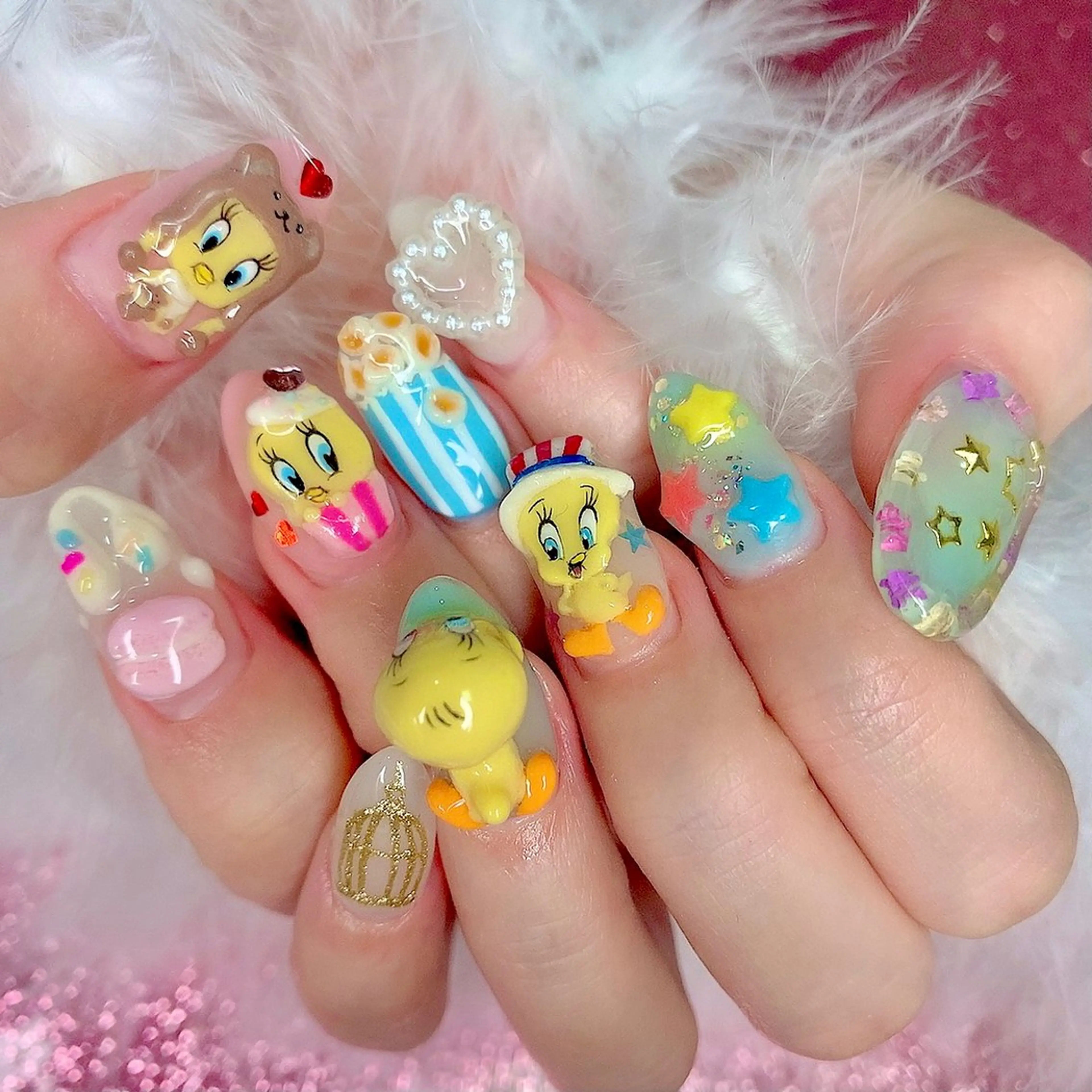 ネイル キラキラネイル 韓国ネイル 持ち込み ストーンネイル シェアサロンLei.g(レイジー)所属・3Dアートネイル💗 都築レナのネイルデザイン