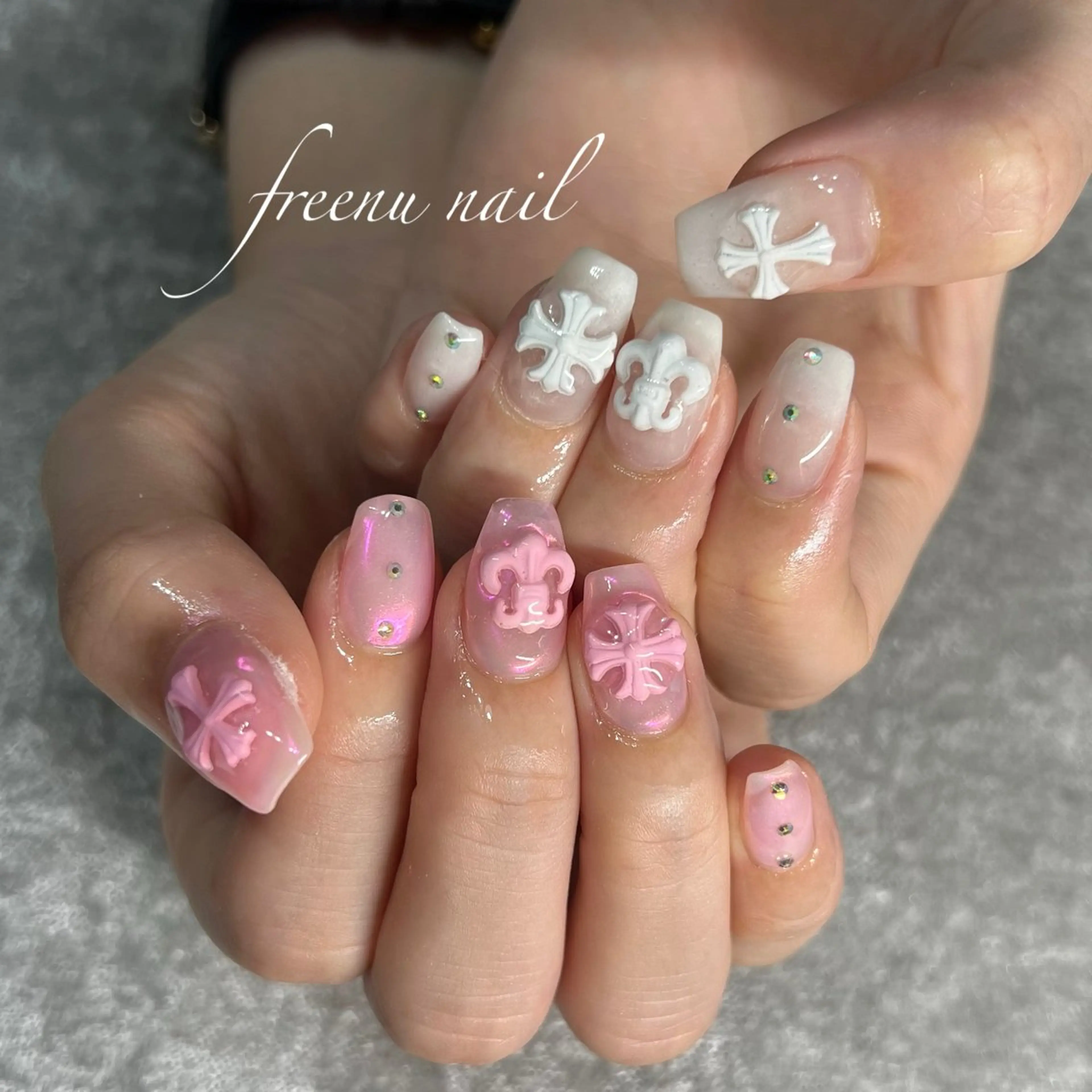 ネイル freenu nail【24H】のネイルデザイン