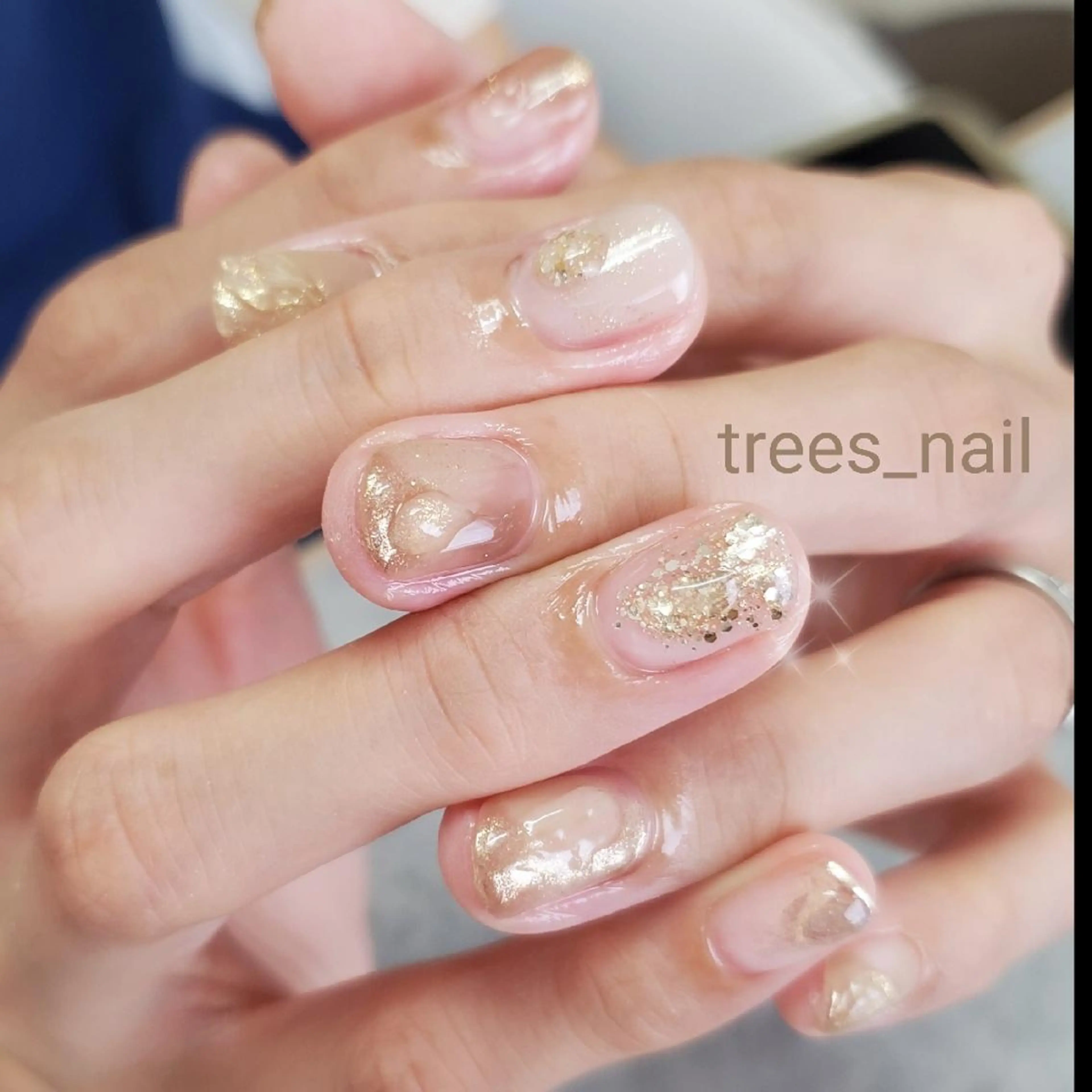 ネイル アートネイル ミラーネイル ニュアンスネイル ぷっくりネイル ハンドネイル フットネイル trees_ nailのネイルデザイン