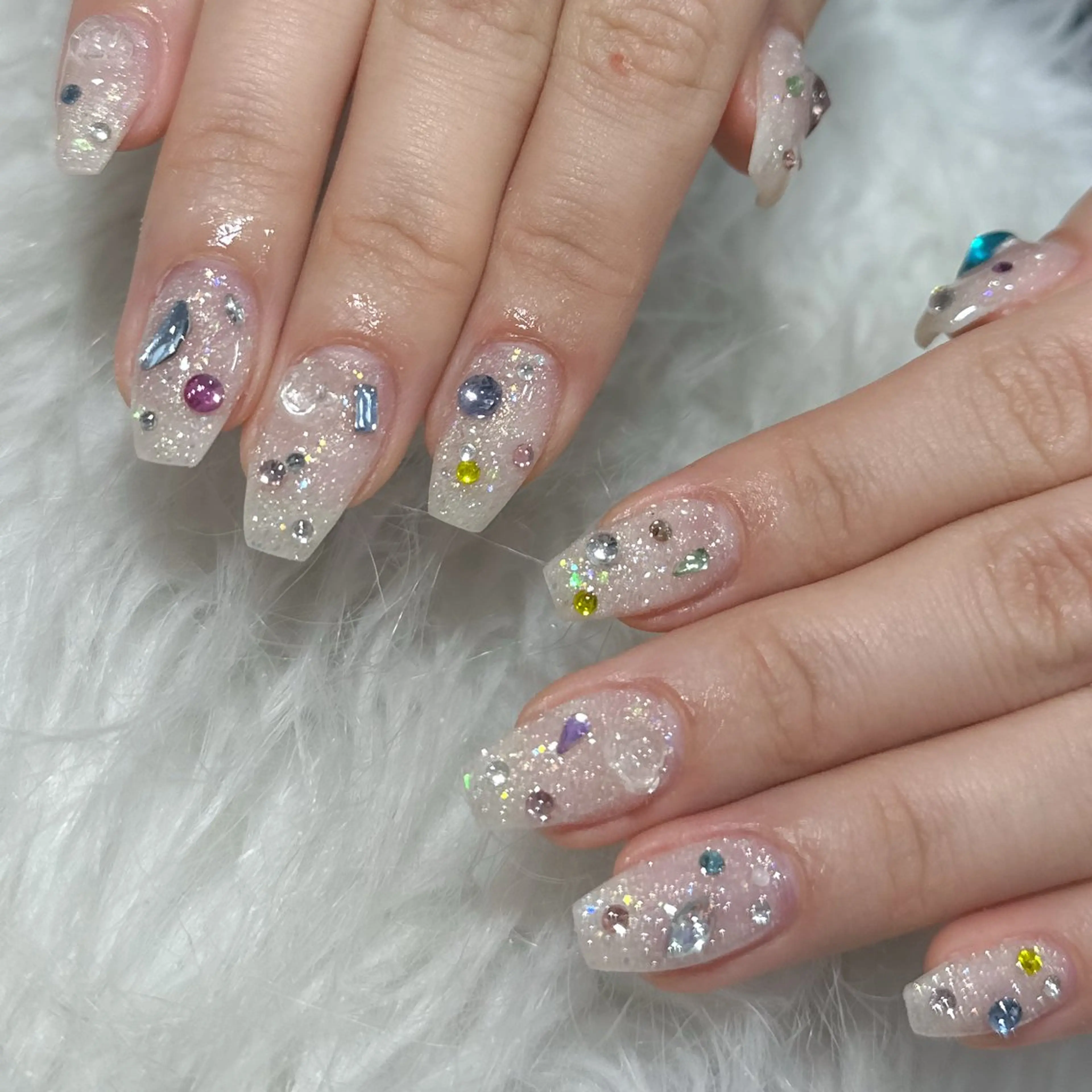 ネイル ハンドネイル フットネイル LAVISH nanamiのネイルデザイン