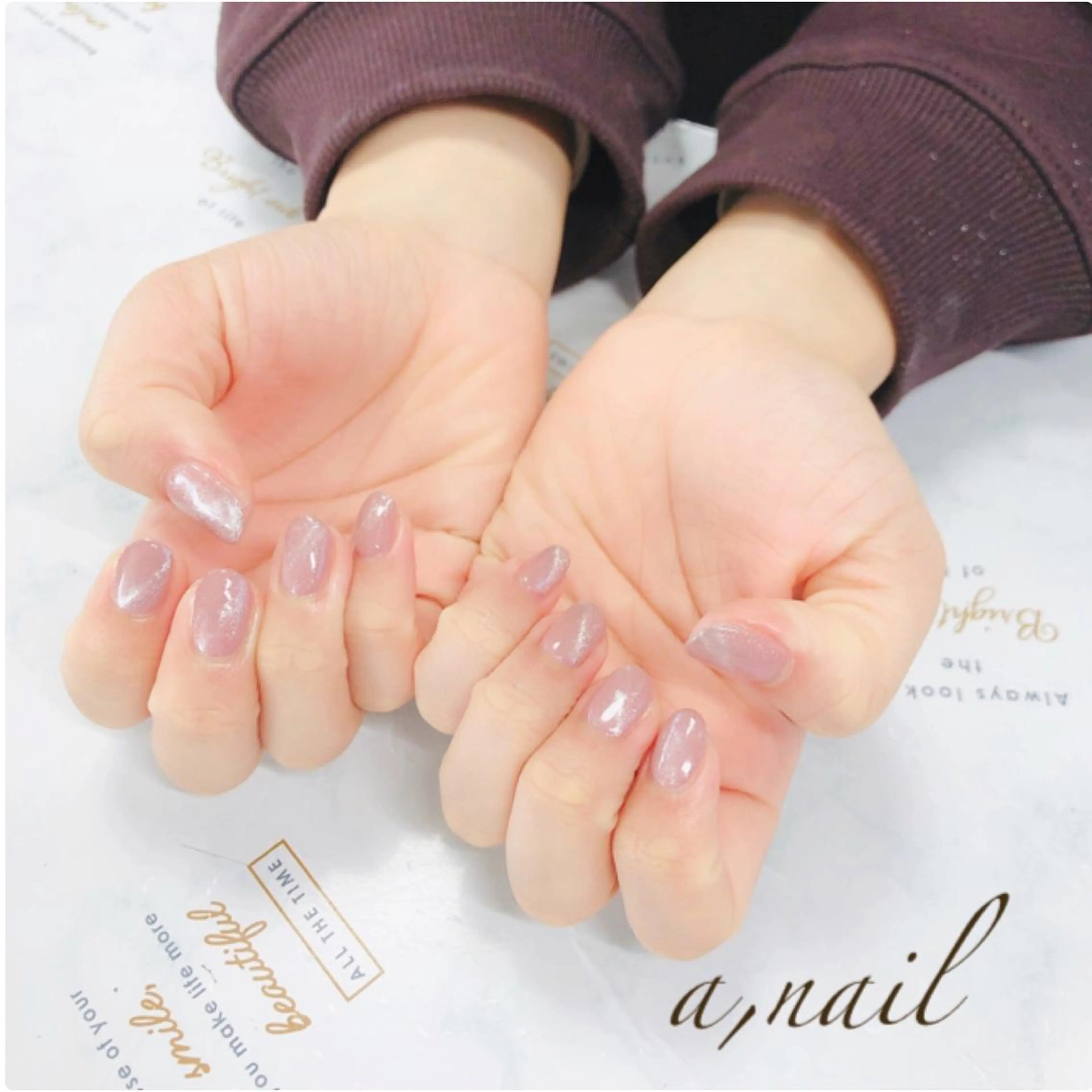 ネイル フットネイル ラメ(グリッター) マグネットネイル ニュアンスネイル オフィスネイル ハンドネイル ネイルサロン エーネイルのネイルデザイン