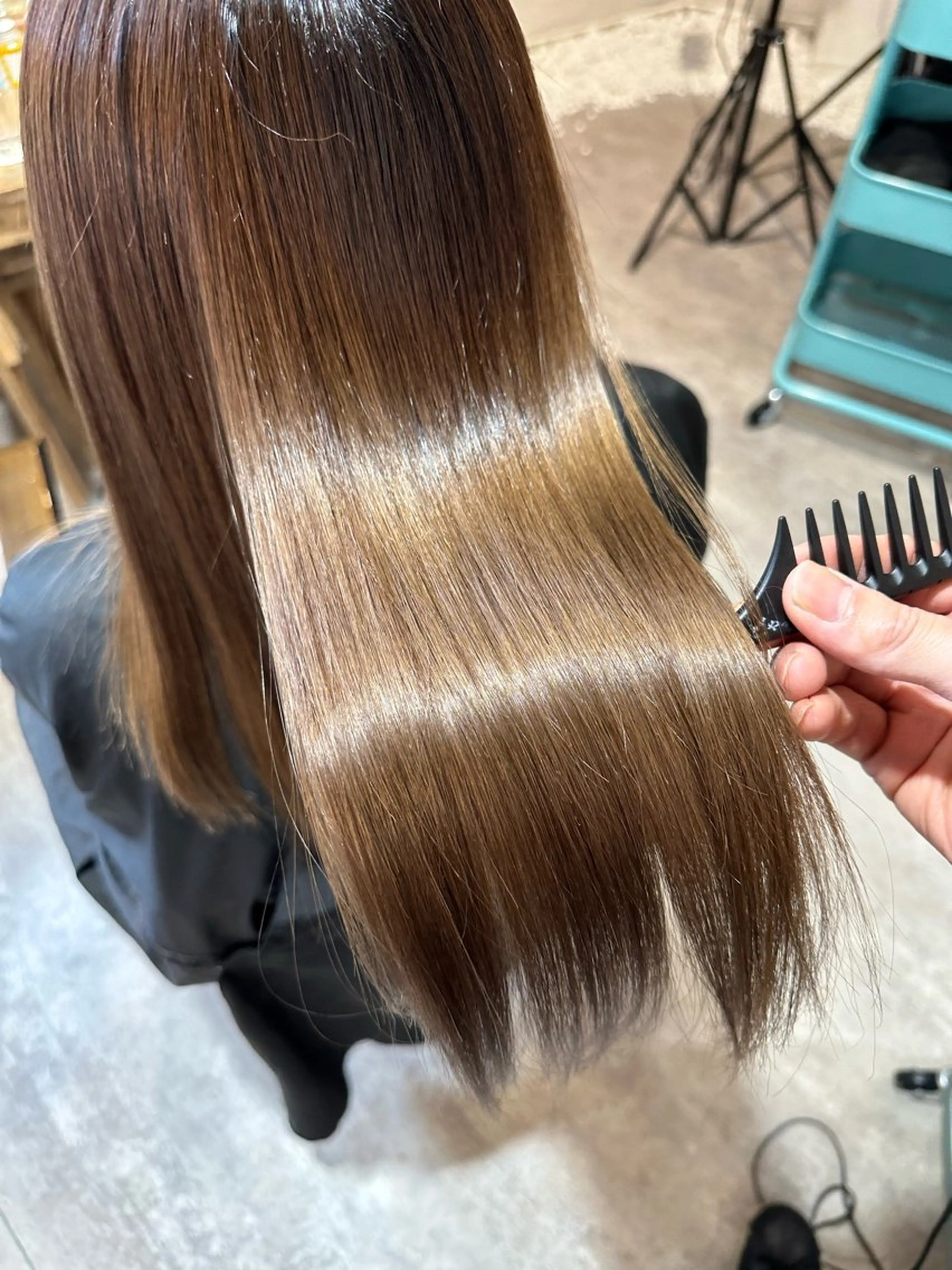 ロング カラー バレイヤージュ ブリーチ ケアブリーチ ダブルカラー イヤリングカラー 縮毛矯正 fuu。。。銀座所属・美髪質改善✨ 縮毛矯正✨HIDEのヘアスタイル